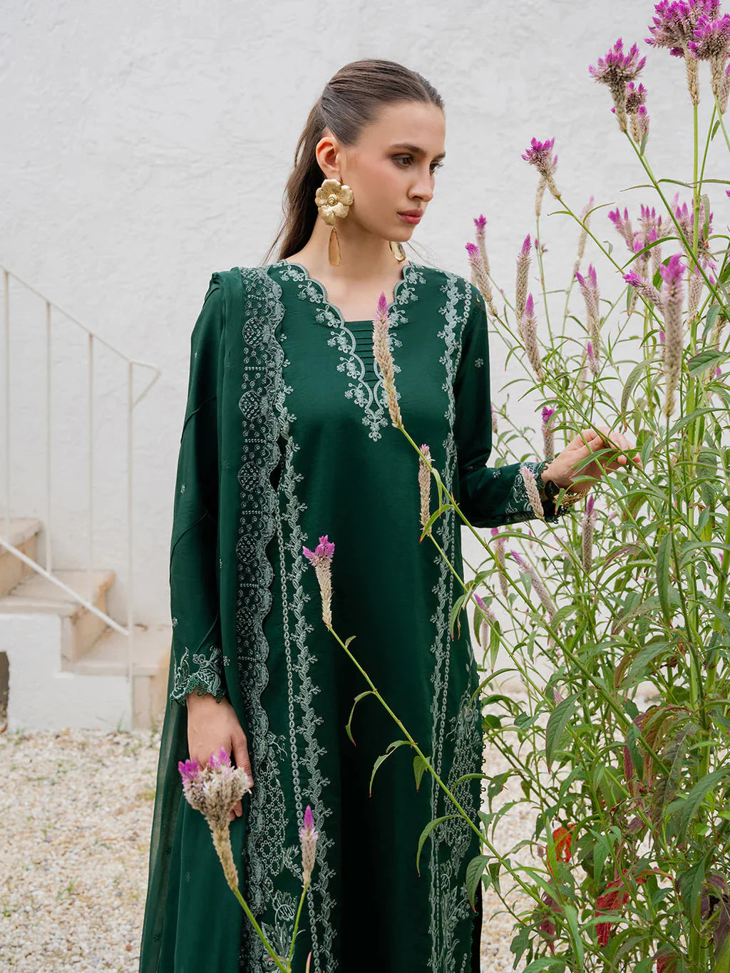 YARD-3PC LAWN EMBROIDERED SHIRT WITH KHAADI NET EMBROIDERED DUPATTA AND TROUSER-BIC-4827 Asasay Fakhir
