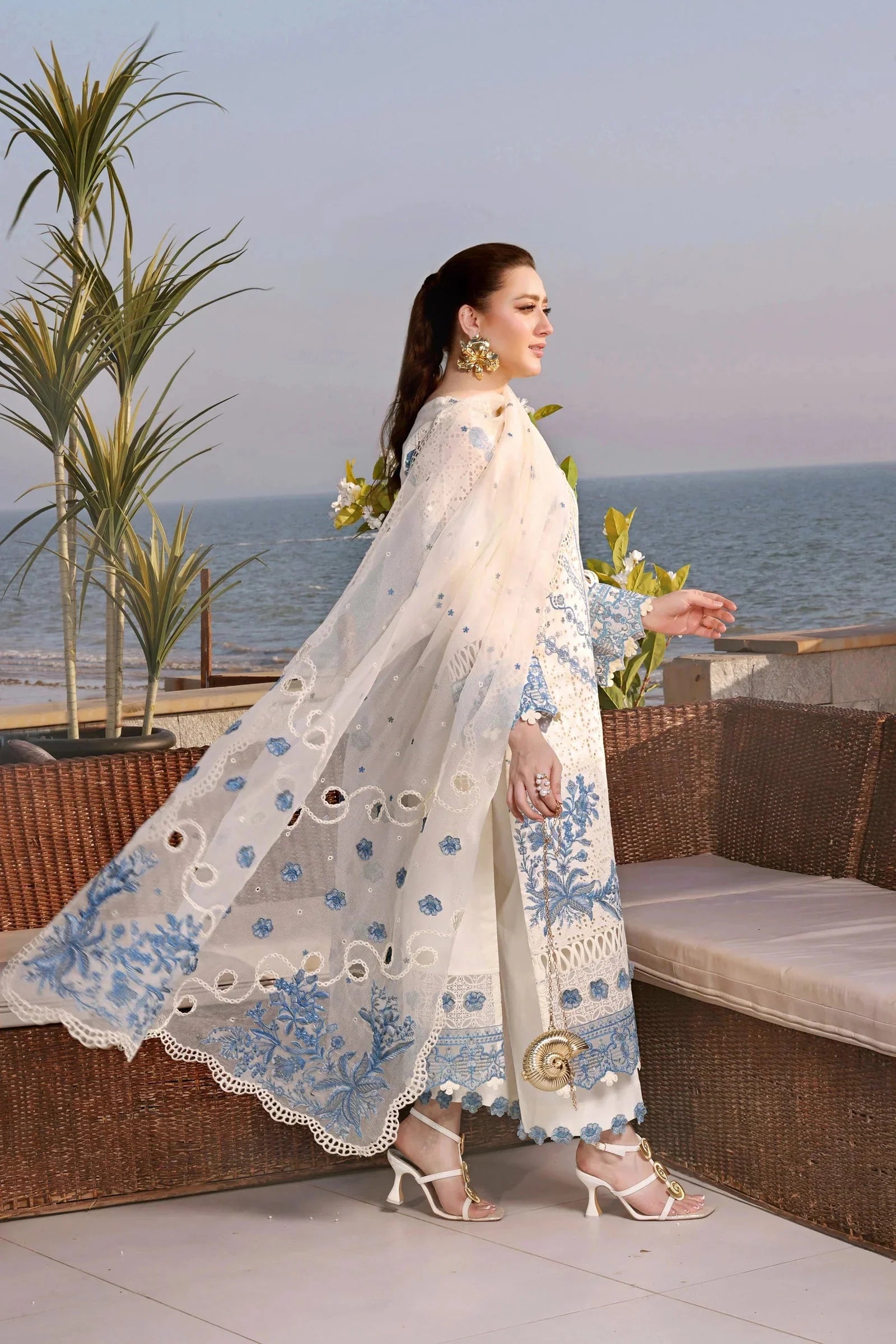 ANEELAS-3PC LAWN EMBROIDERED SHIRT WITH ORGANZA EMBROIDERED DUPATTA AND TROUSER-BIC-4828 Asasay Fakhir