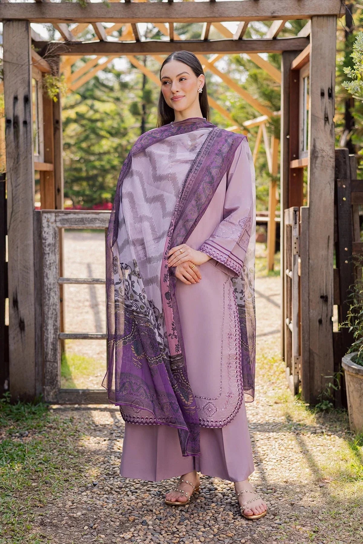 GARNET-3PIECE LAWN EMBROIDERED SHIRT WITH CHIFFON PRINTED DUPATTA AND TROUSER-BIC-4856 Asasay Fakhir