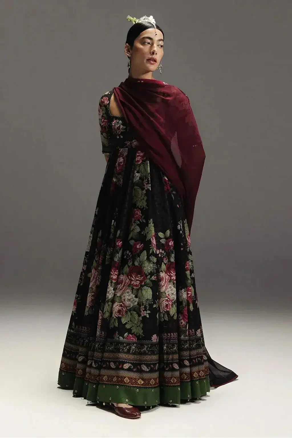 Digital Printed Lawn Front & Back Yoke –(1) Meter Digital Printed Lawn Front & Back (2.5) Meter (100) Inches Flayer Digital Printed Lawn Sleeves- 1-Meter  Lawn Dyed Trouser  Digital Printed Silk Dupatta Unstitched Asasay Fakhir
