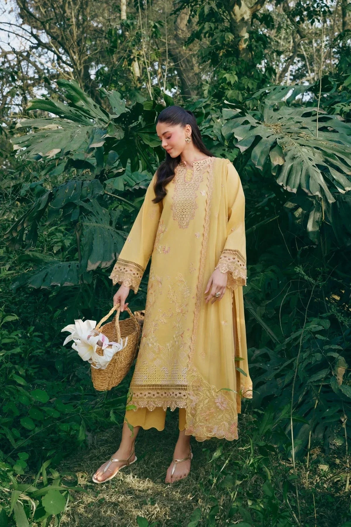 GARNET-3PC LAWN EMBROIDERED SHIRT WITH ORGANZA EMB EMBROIDERED DUPATTA AND TROUSER-BIC-4831 Asasay Fakhir