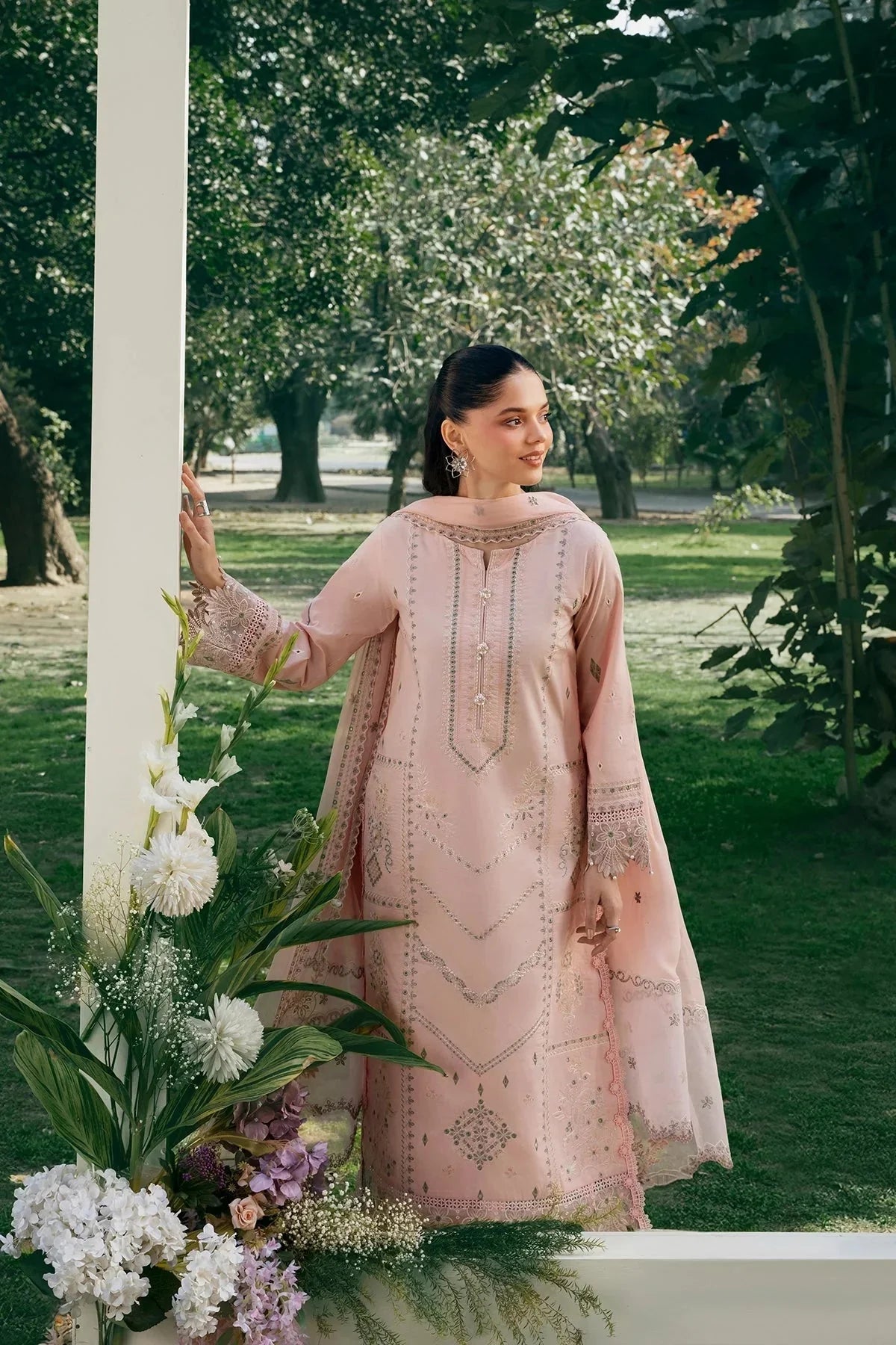 GARNET-3PC LAWN EMBROIDERED SHIRT WITH CHIFFON EMBROIDERED DUPATTA AND TROUSER-BIC-4840 Asasay Fakhir