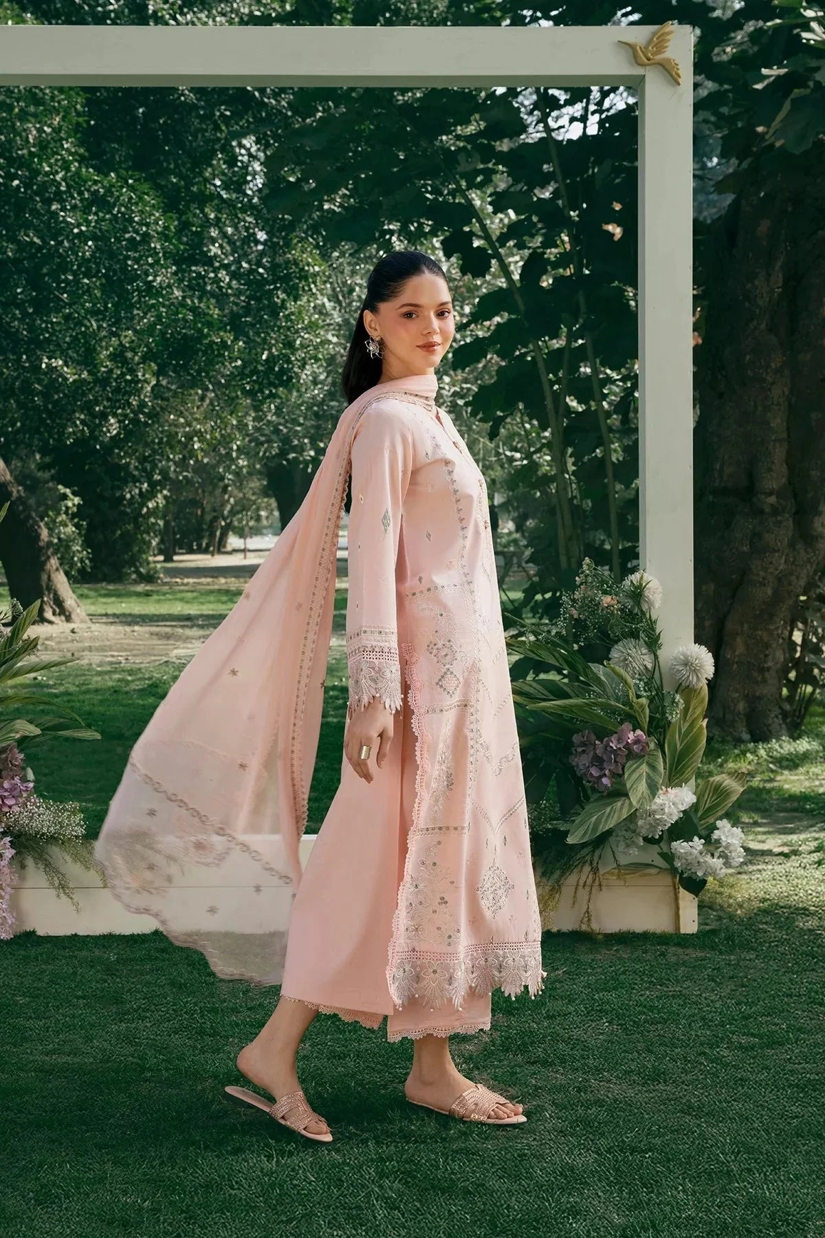 GARNET-3PC LAWN EMBROIDERED SHIRT WITH CHIFFON EMBROIDERED DUPATTA AND TROUSER-BIC-4840 Asasay Fakhir