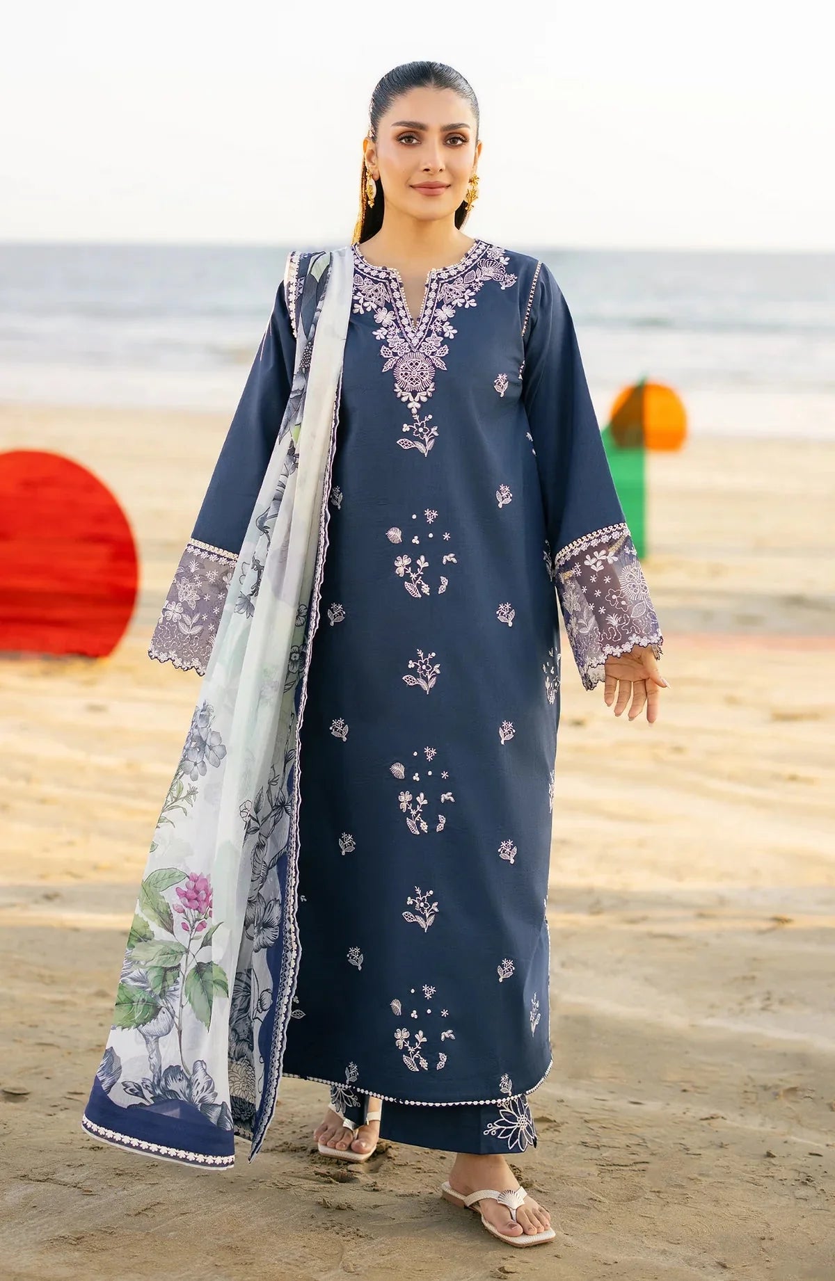SERAN-3PC LAWN EMBROIDERED SHIRT WITH CHIFFON PRINT DUPATTA AND EMB TROUSER-BIC-4845 Asasay Fakhir