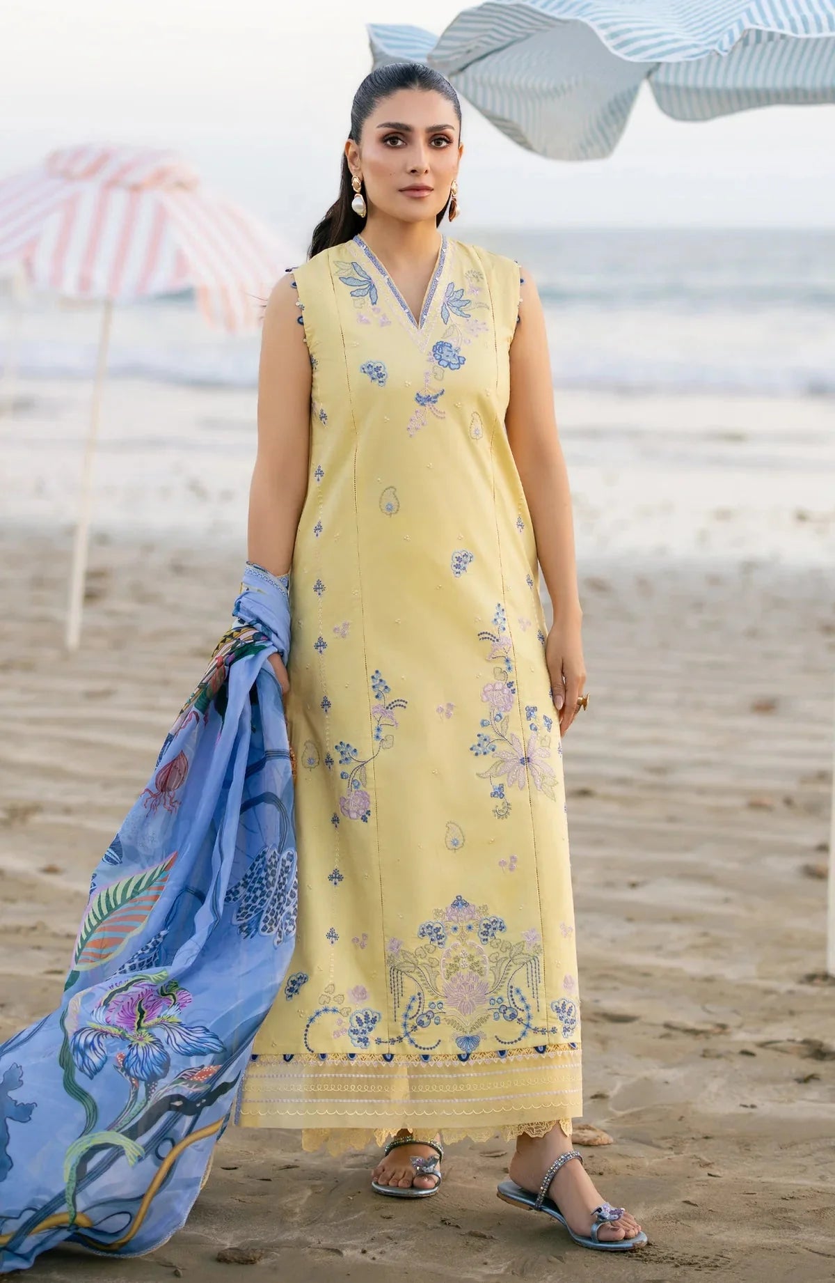 SERAN-3PC LAWN EMBROIDERED SHIRT WITH CHIFFON PRINTED DUPATTA AND TROUSER-BIC-4850 Asasay Fakhir