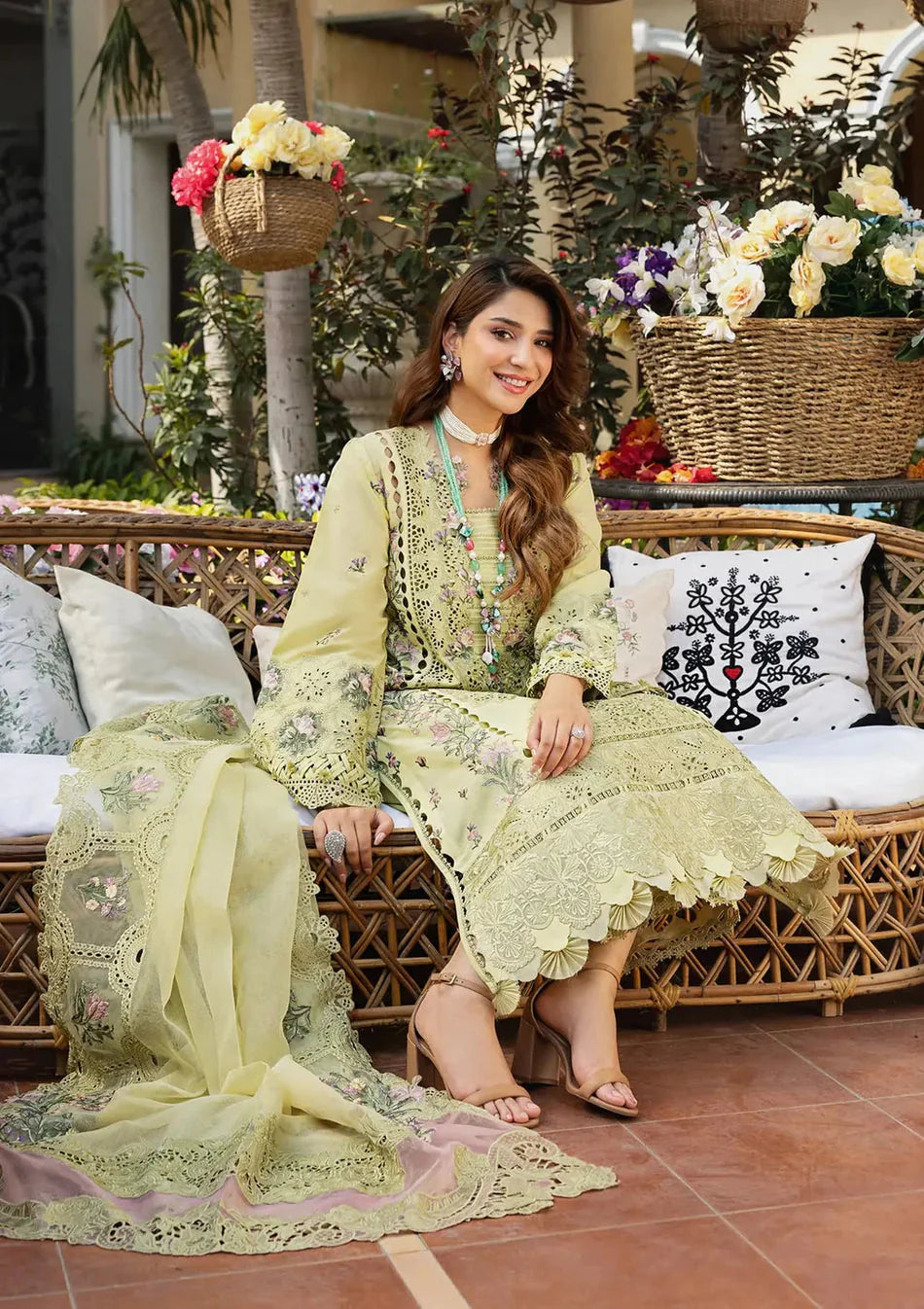 ELAF-3PC LAWN CHIKANKARI EMBROIDERED SHIRT WITH KHAADI NET EMB DUPATTA AND EMB TROUSER-BIC-4601 Asasay Fakhir