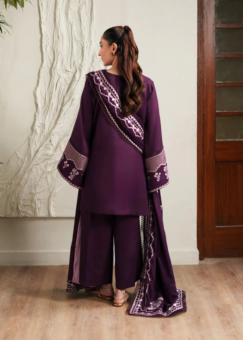 ETHNC-3PC LAWN EMBROIDERED SHIRT WITH LAWN EMBROIDERED DUPATTA AND TROUSER-BIC-4871 Asasay Fakhir