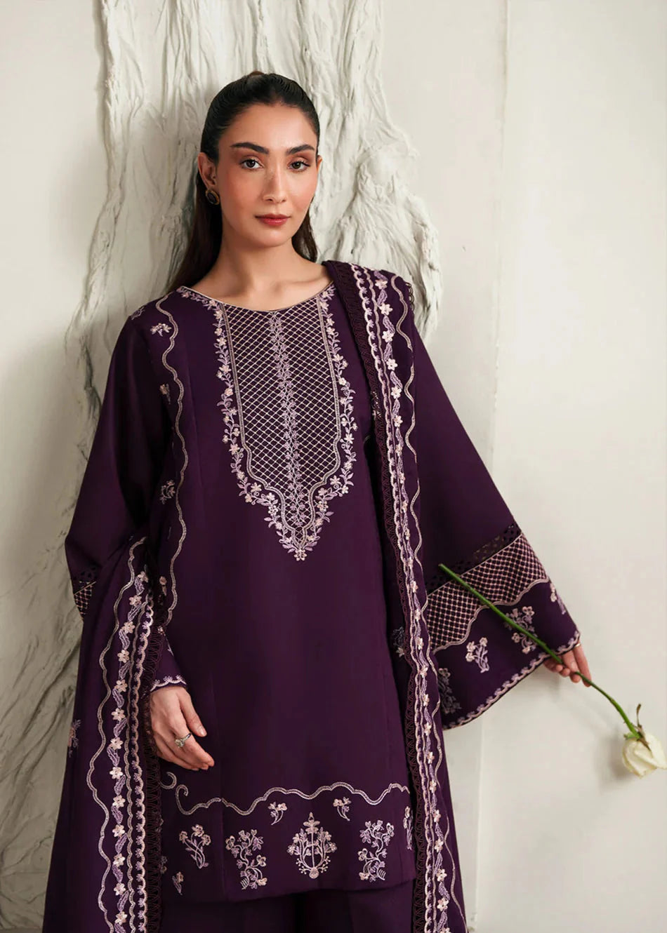 ETHNC-3PC LAWN EMBROIDERED SHIRT WITH LAWN EMBROIDERED DUPATTA AND TROUSER-BIC-4871 Asasay Fakhir