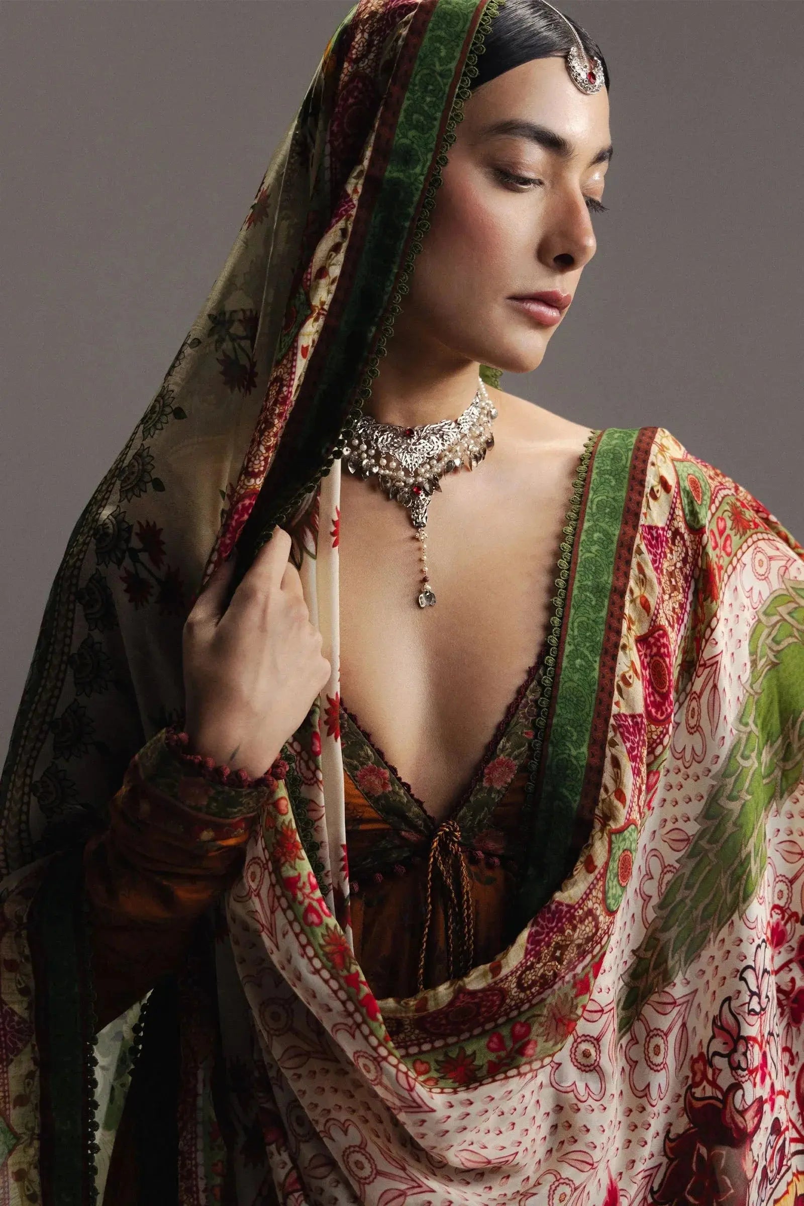 ZARA SHAH JAHAN-3PC DIGITAL PRINTED FROCK WITH SILK PRINTED DUPATTA & DYED TROUSER-BIC-062 Asasay Fakhir