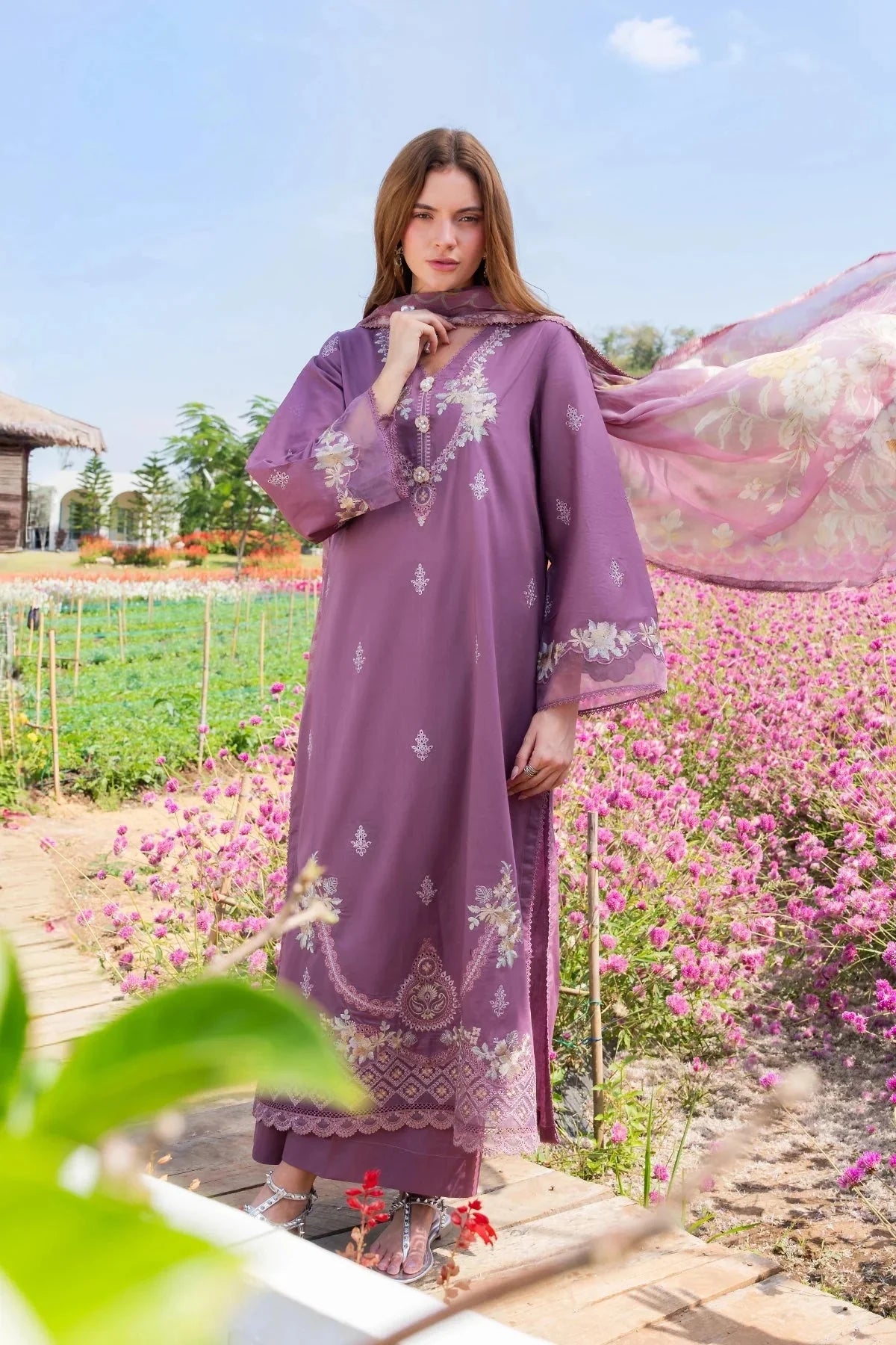 GARNET-3PC LAWN EMBROIDERED SHIRT WITH CHIFFON PRINTED DUPATTA AND TROUSER-BIC-4861 Asasay Fakhir
