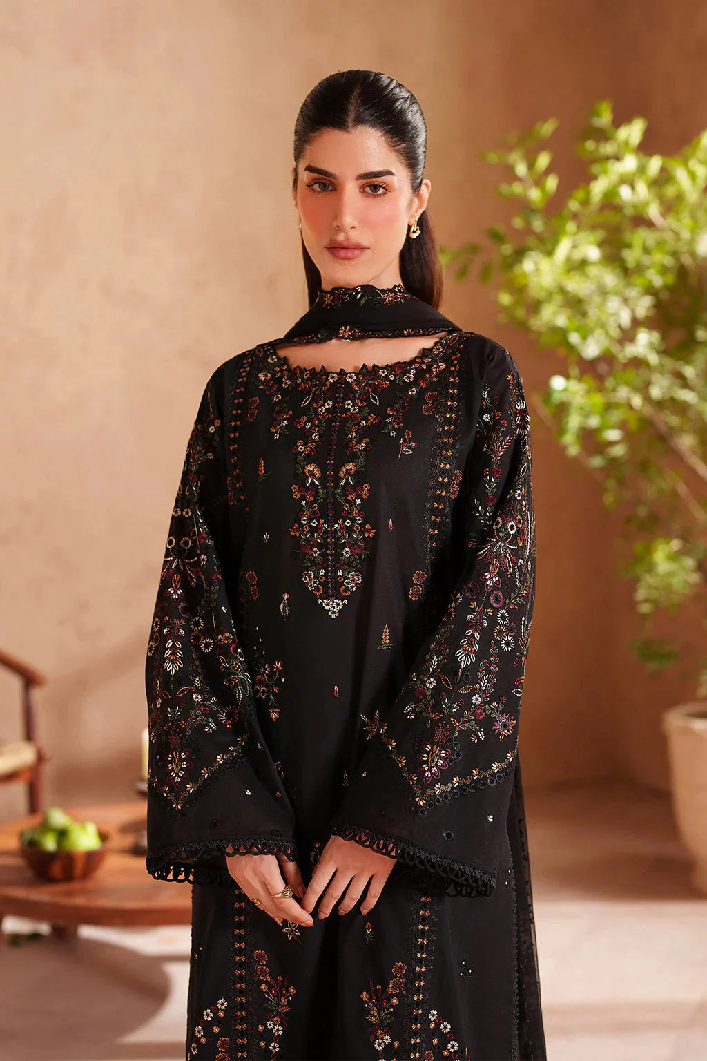 IZNIK-3PC LAWN EMBROIDERED SHIRT WITH CHIFFON EMBROIDERED DUPATTA AND TROUSER-BIC-4849 Asasay Fakhir