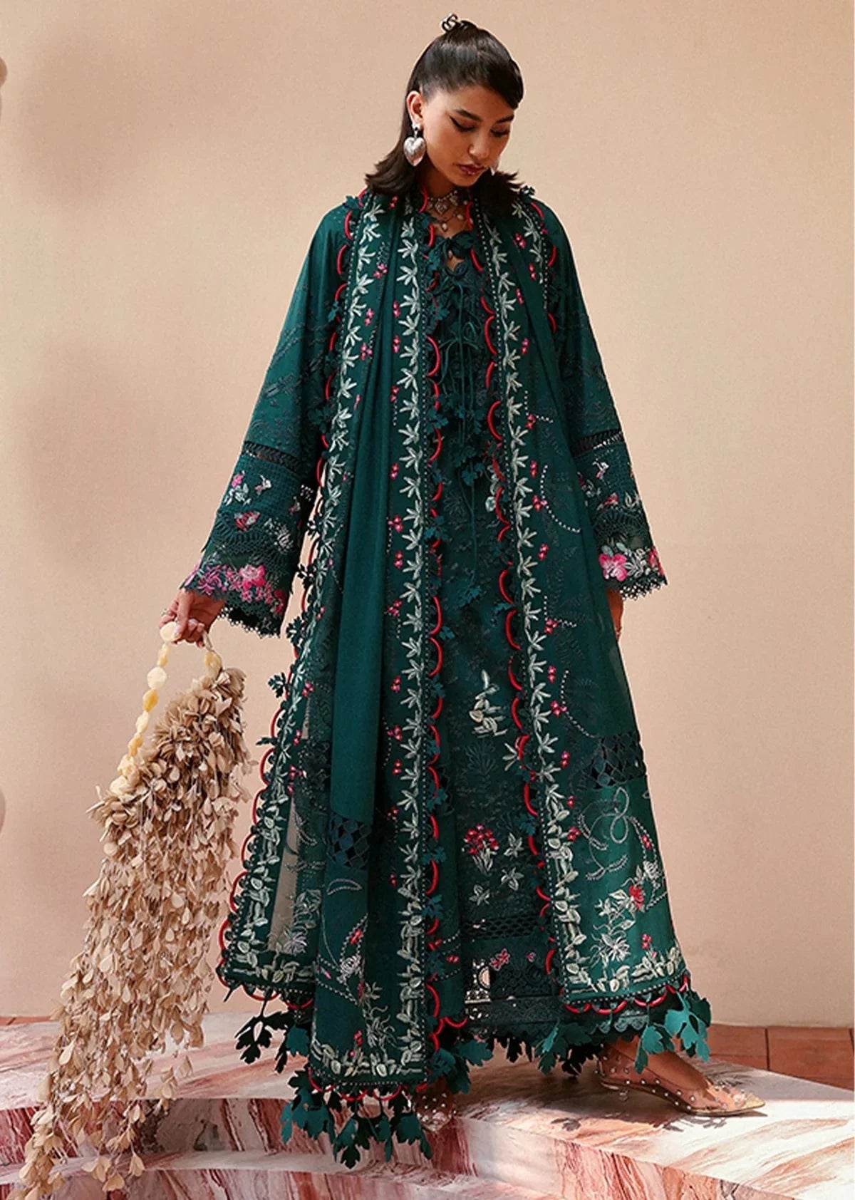 SUFFUSE-3PC LAWN EMBROIDERED SHIRT WITH ORGANZA EMBROIDERED DUPATTA AND TROUSER -BIC-4733 Asasay Fakhir