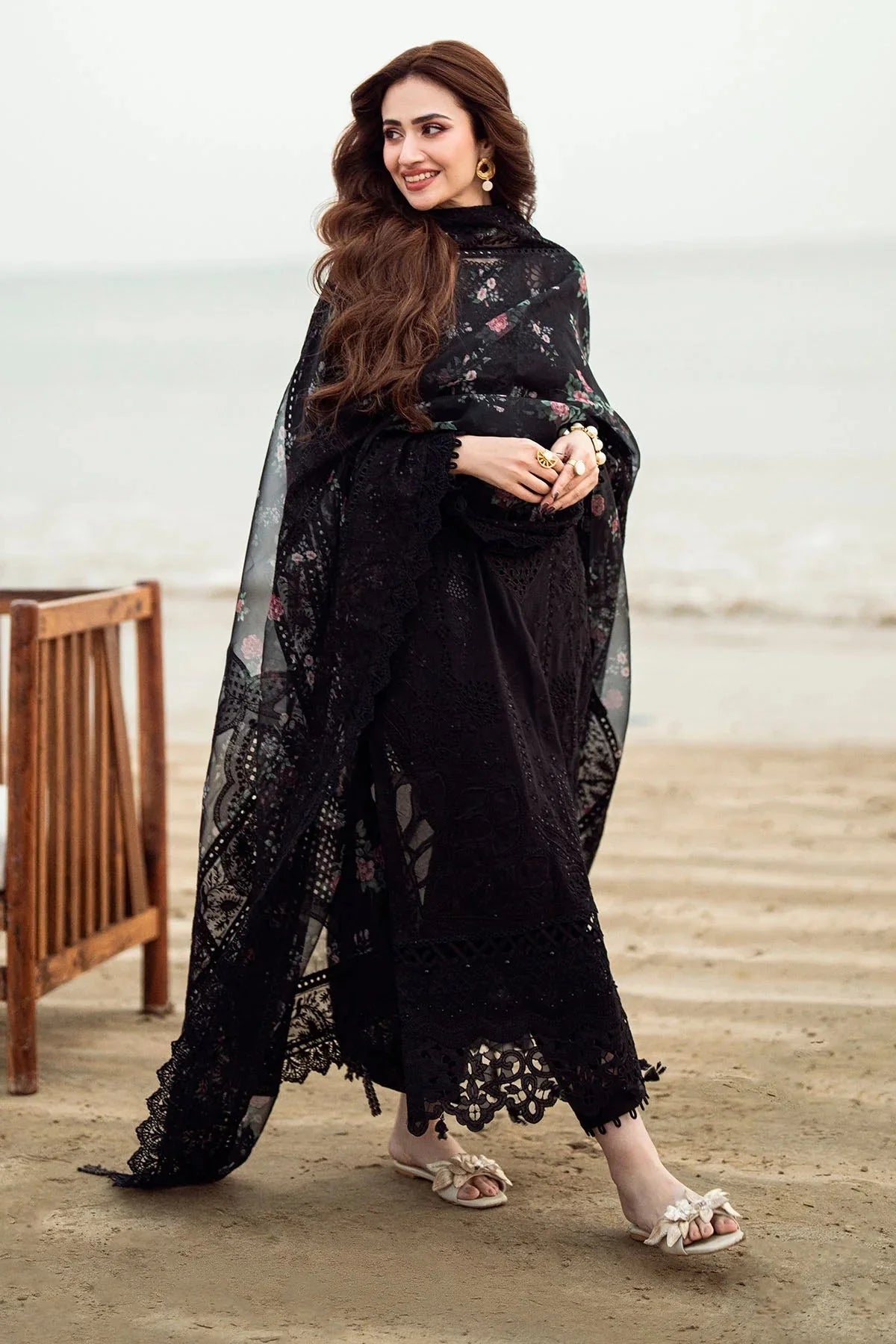 NUREH-3PC LAWN CHIKENKARI LASER EMBROIDERED SHIRT WITH COTTON NET EMBROIDERED PRINT DUPATTA-4523 Asasay Fakhir