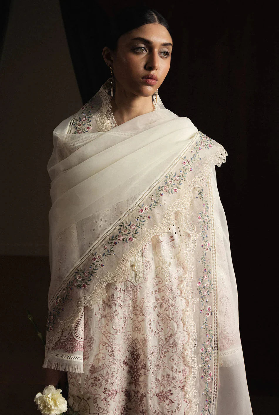 ZARA SHAHJAHAN-3PC LAWN EMBROIDERED SHIRT WITH KHADDI NET EMB DUPATTA AND EMB TROUSER-BIC- Asasay Fakhir