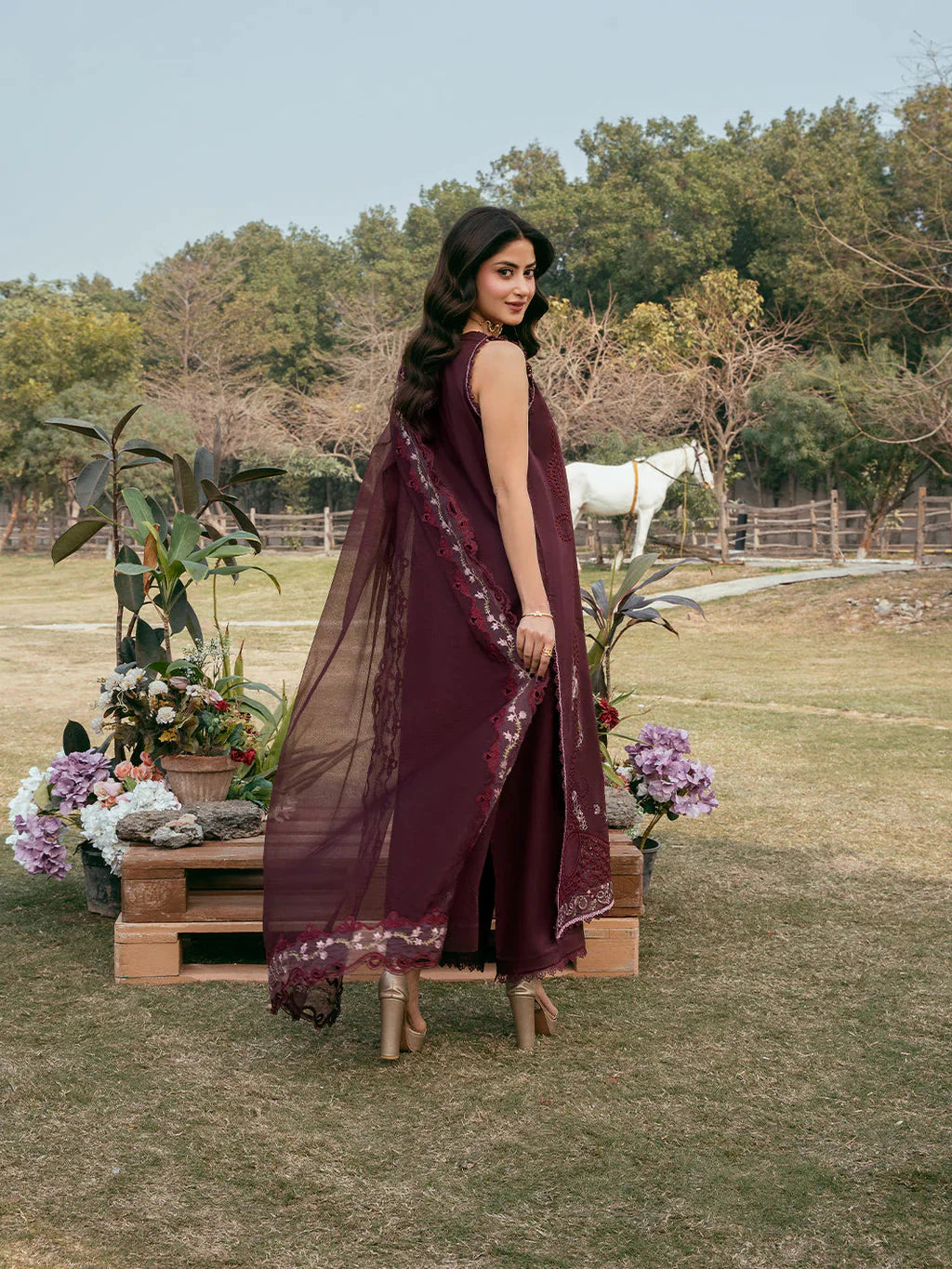 IZEL-3PC LAWN EMBROIDERED SHIRT WITH KHAADI NET EMBROIDERED DUPATTA AND TROUSER-BIC-4250 Asasay Fakhir