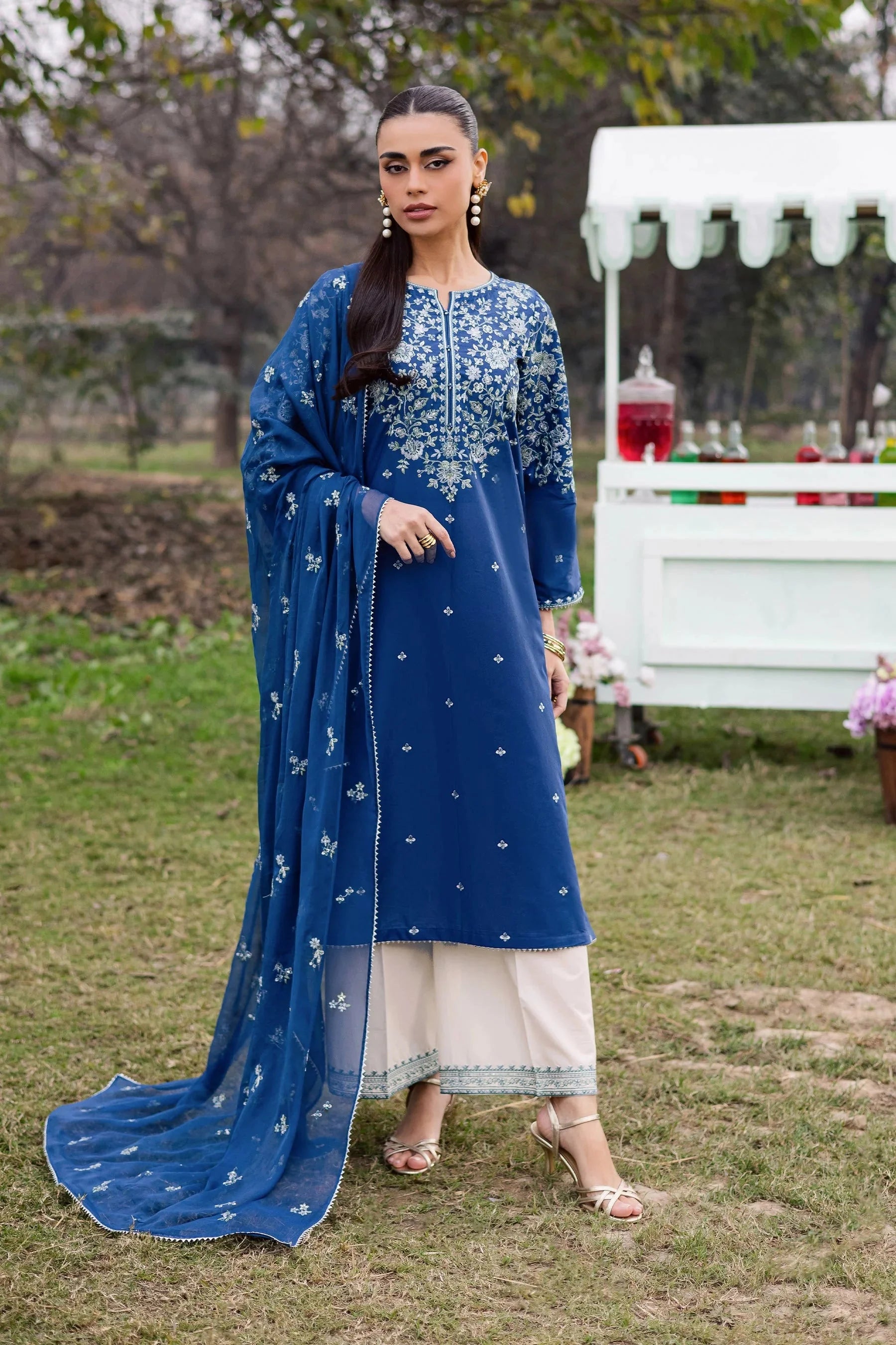 BATIK- 3PC LAWN EMBROIDERED SHIRT WITH CHIFFON EMBROIDERED DUPATTA AND EMB TROUSER-BIC-4812 Asasay Fakhir