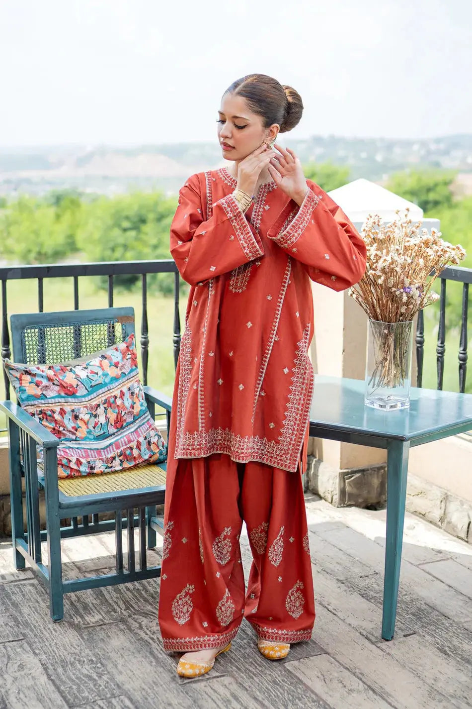 URGE-2PIECE LAWN EMBROIDERED SHIRT WITH LAWN EMBROIDERED TROUSER-BIC-244 Asasayfakhir