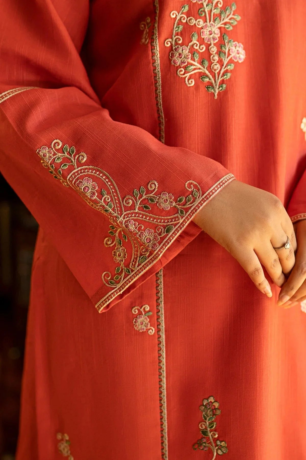 URGE-2PC LAWN EMBROIDERED SHIRT WITH LAWN EMBROIDRED TROUSER-BIC-211 Asasay Fakhir