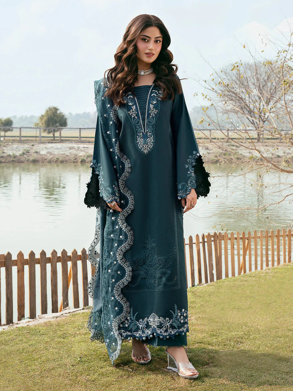 IZEL-3PC LAWN EMBROIDERED SHIRT WITH KHAADI NET EMBROIDERED DUPATTA AND TROUSER-BIC-4822 Asasay Fakhir