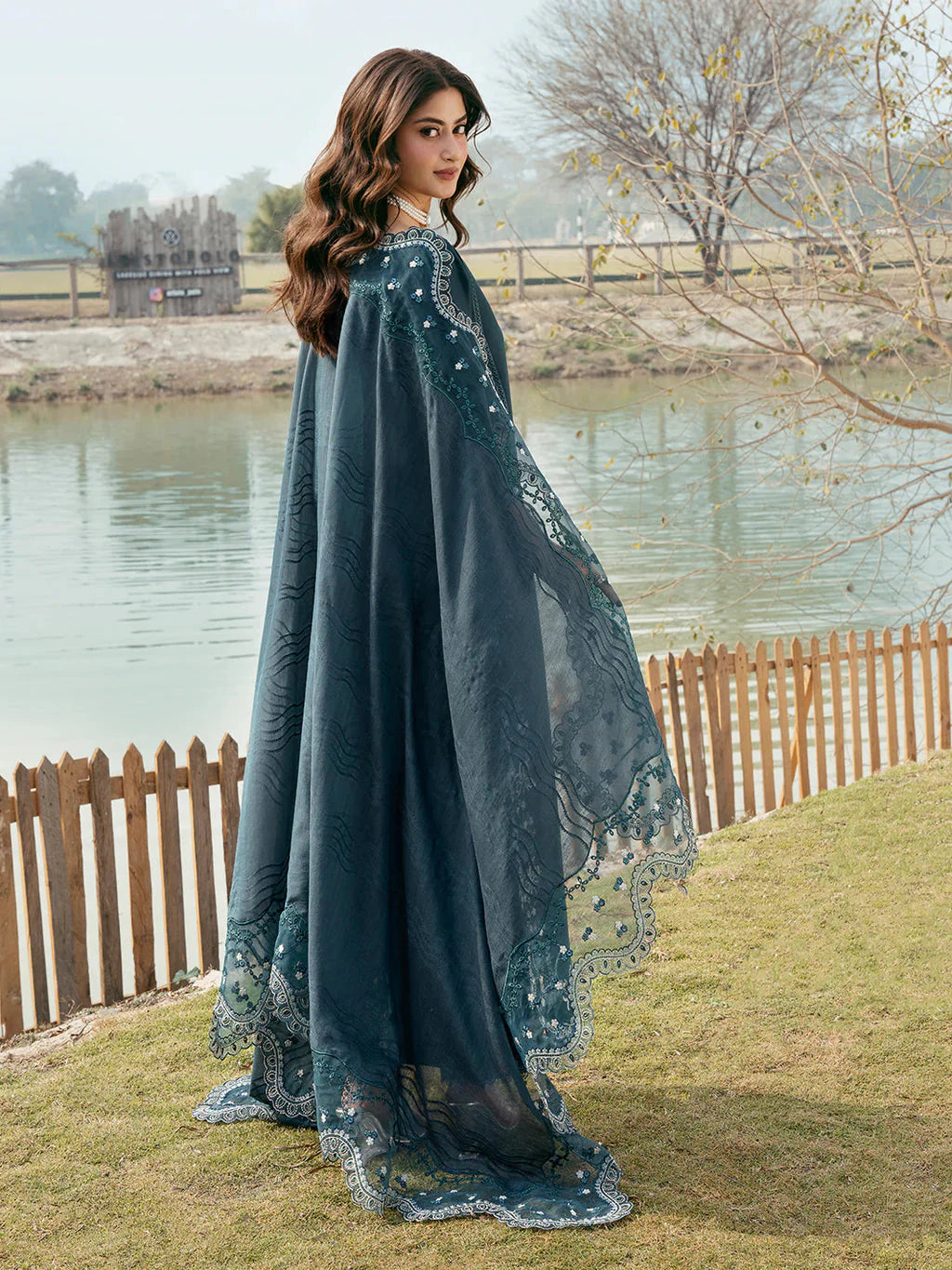 IZEL-3PC LAWN EMBROIDERED SHIRT WITH KHAADI NET EMBROIDERED DUPATTA AND TROUSER-BIC-4822 Asasay Fakhir