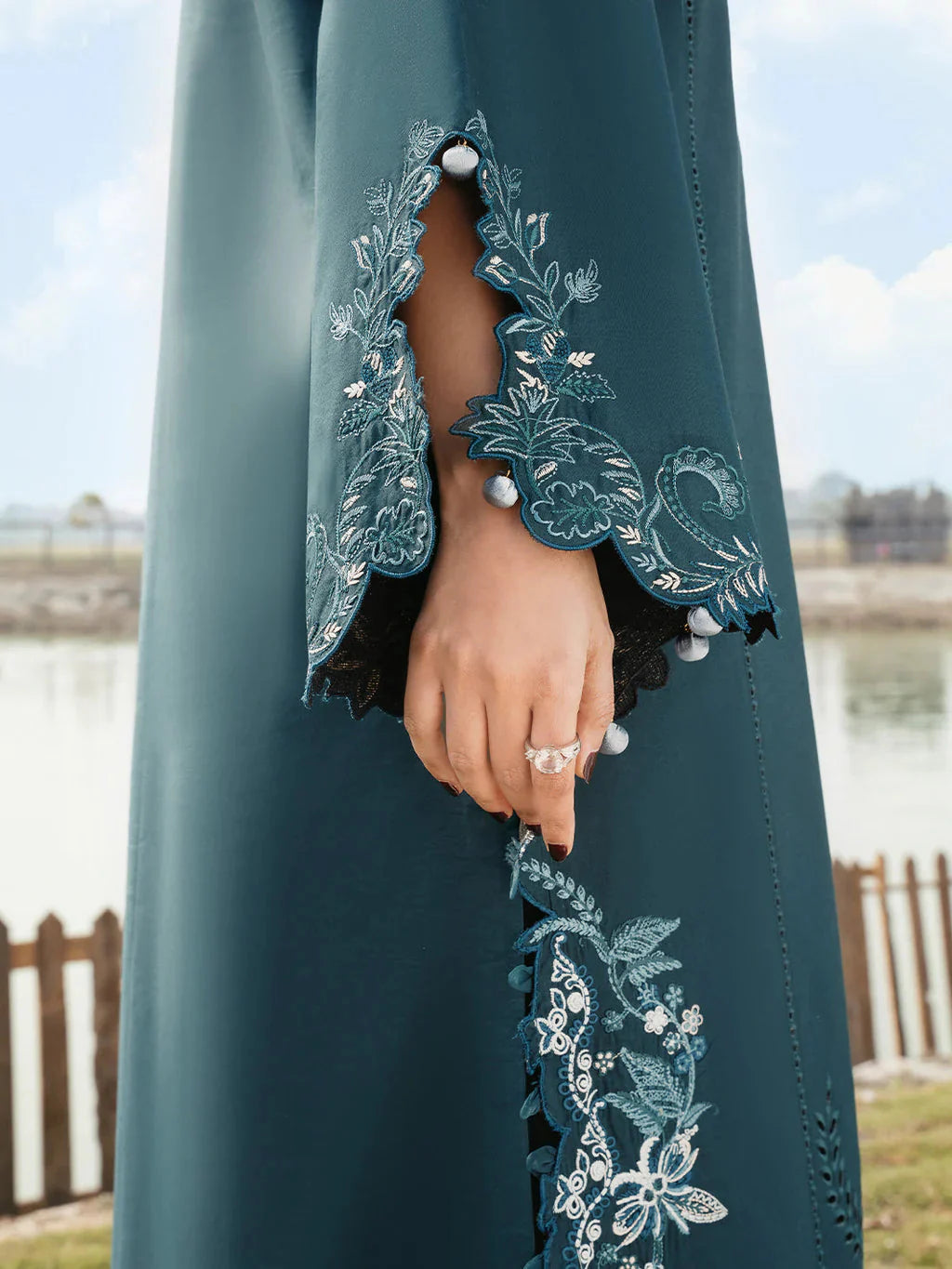IZEL-3PC LAWN EMBROIDERED SHIRT WITH KHAADI NET EMBROIDERED DUPATTA AND TROUSER-BIC-4822 Asasay Fakhir