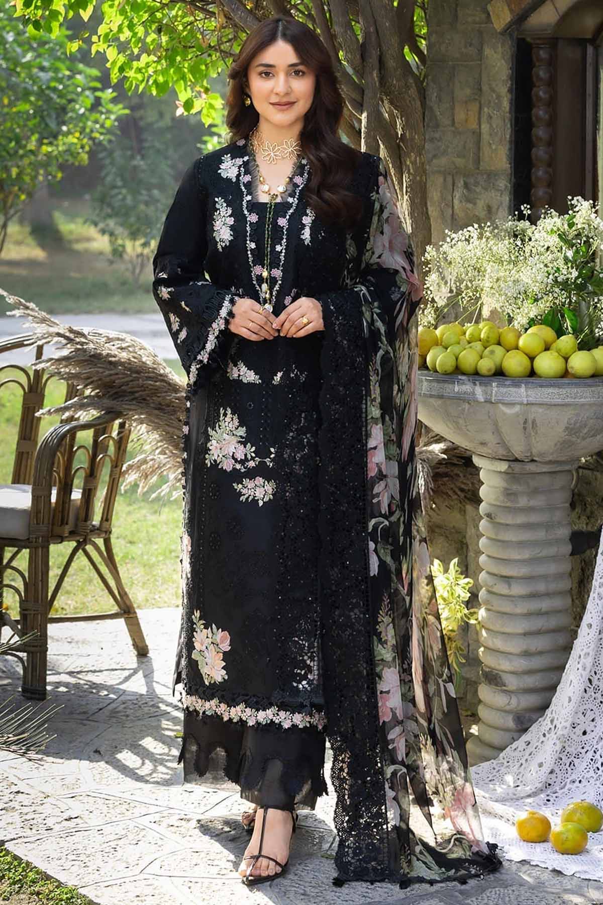 ELAF-3PC LAWN CHIKAN EMBROIDERED SHIRT WITH CHIFFON PRINTED EMB DUPATTA AND TROUSER-BIC-4811 Asasay Fakhir