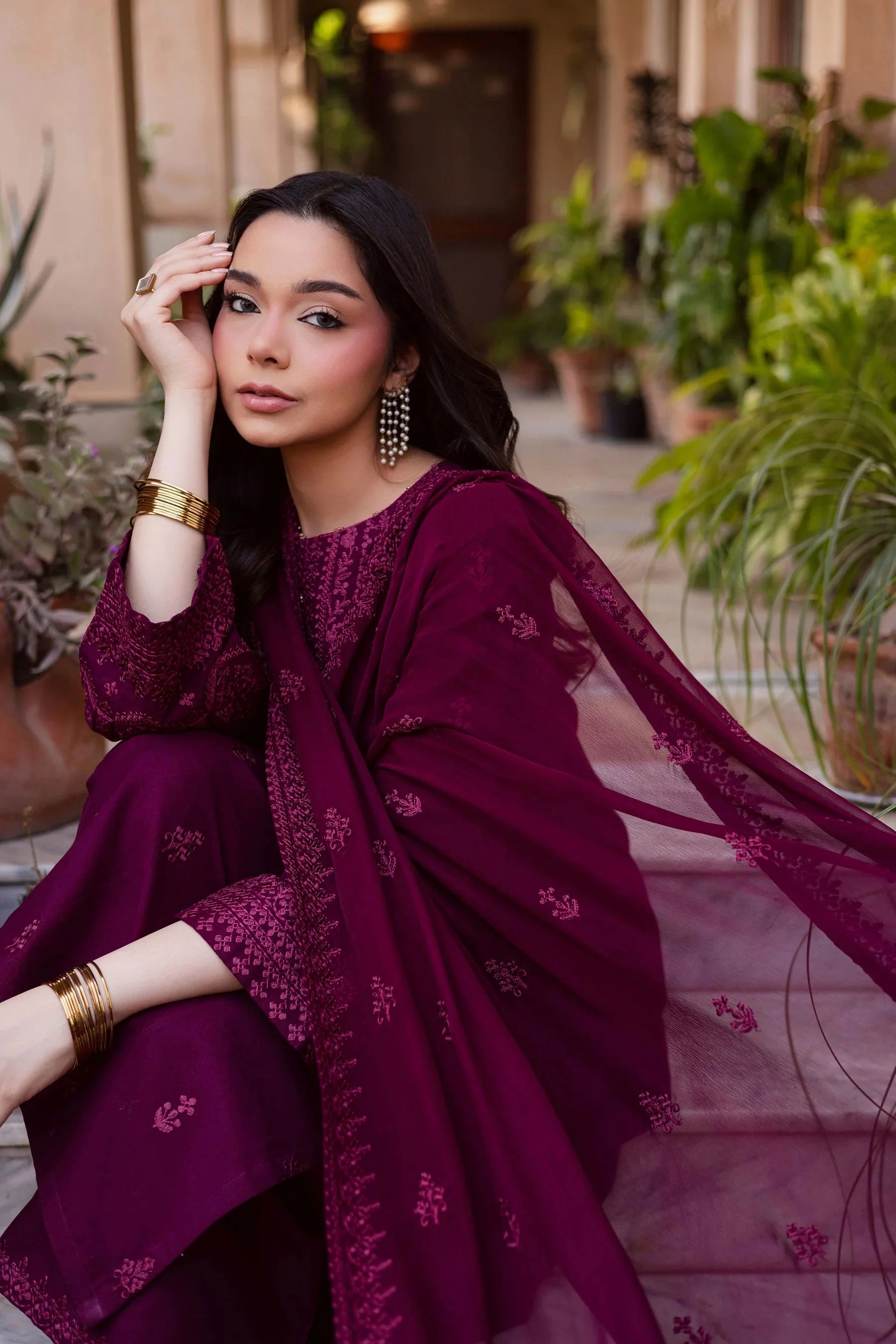 BATIK-3PC LAWN EMBROIDERED SHIRT WITH CHIFFON EMBROIDERED DUPATTA AND EMB TROUSER-BIC-4696 Asasay Fakhir