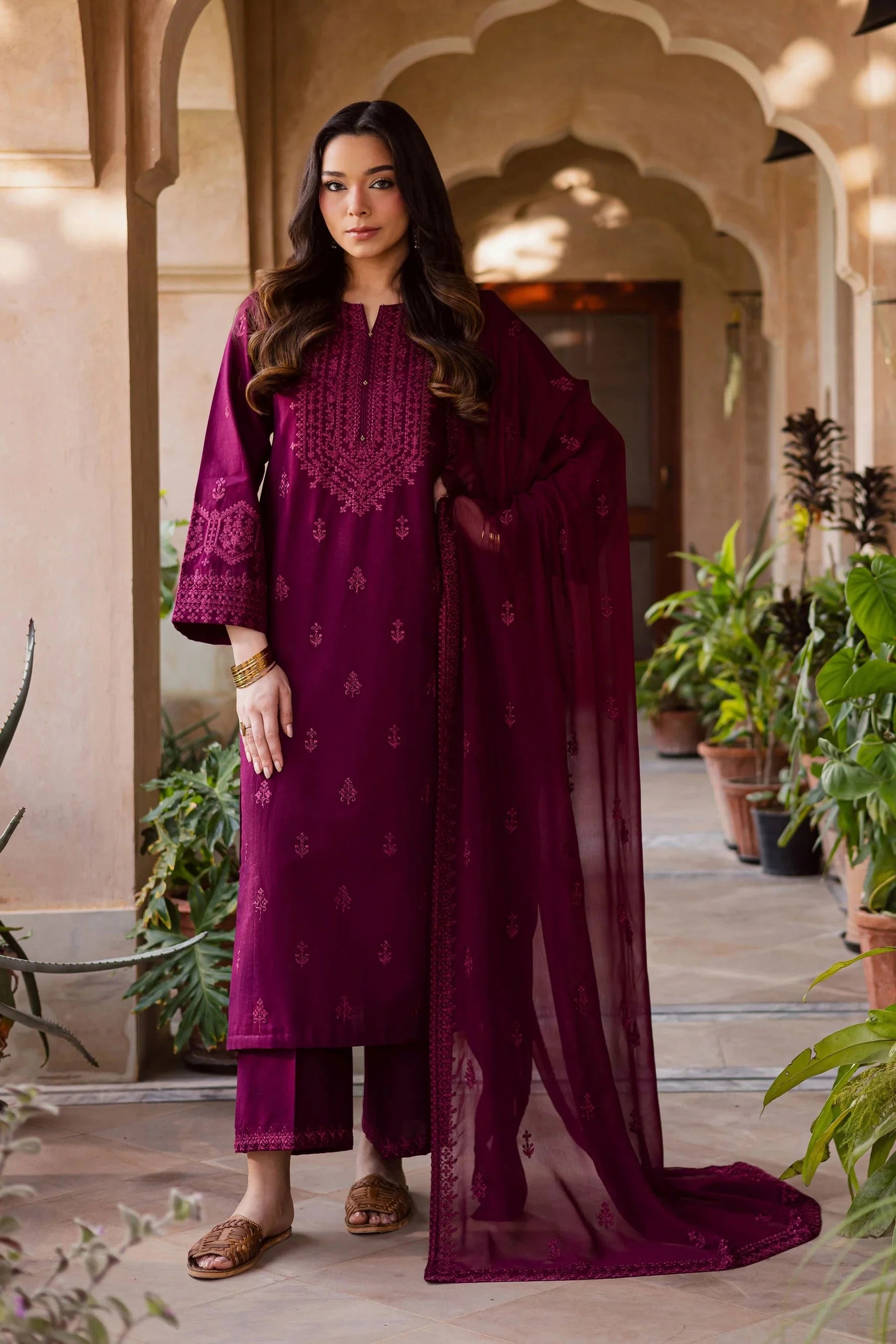 BATIK-3PC LAWN EMBROIDERED SHIRT WITH CHIFFON EMBROIDERED DUPATTA AND EMB TROUSER-BIC-4696 Asasay Fakhir