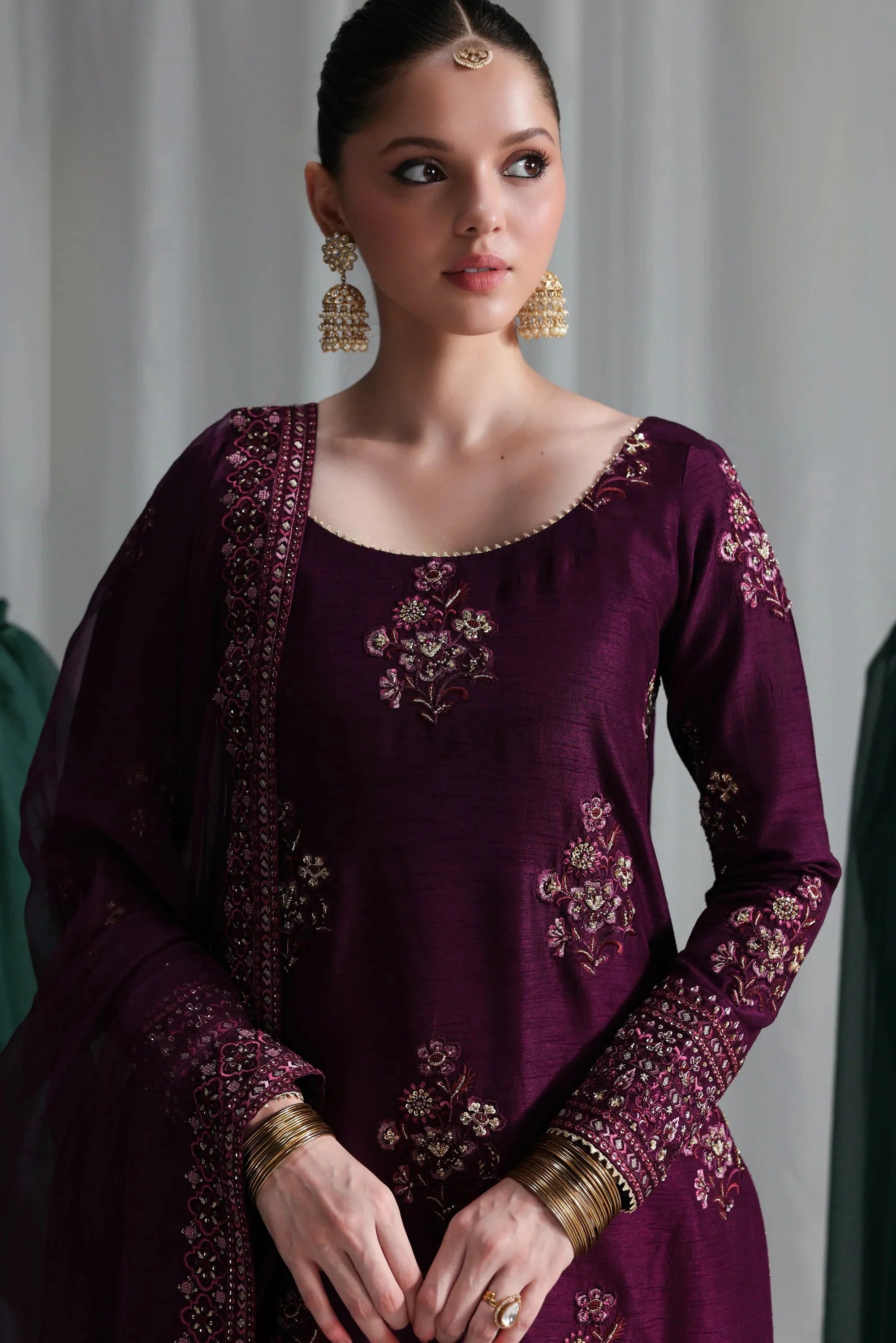 ZAIB-3PC HANDMADE EMBELLISHED SILK EMBROIDERED SHIRT WITH BAMBER CHIFFON DUPATTA AND TROUSER-BIC-4879 Asasay Fakhir