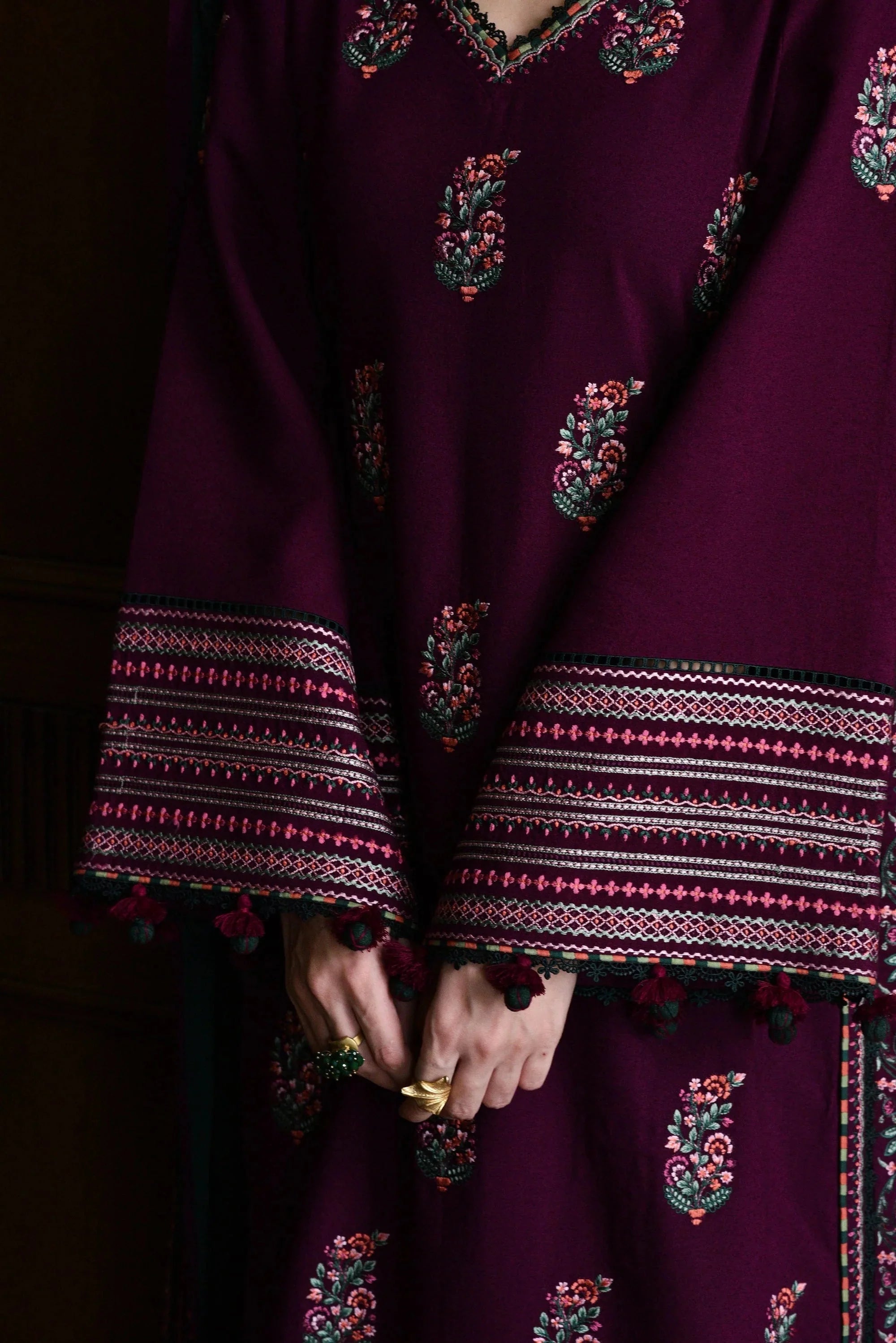 BATIK-3PC LAWN EMBROIDERED SHIRT WITH LAWN EMBROIDERED DUPATTA AND TROUSER-BIC-4797 Asasay Fakhir