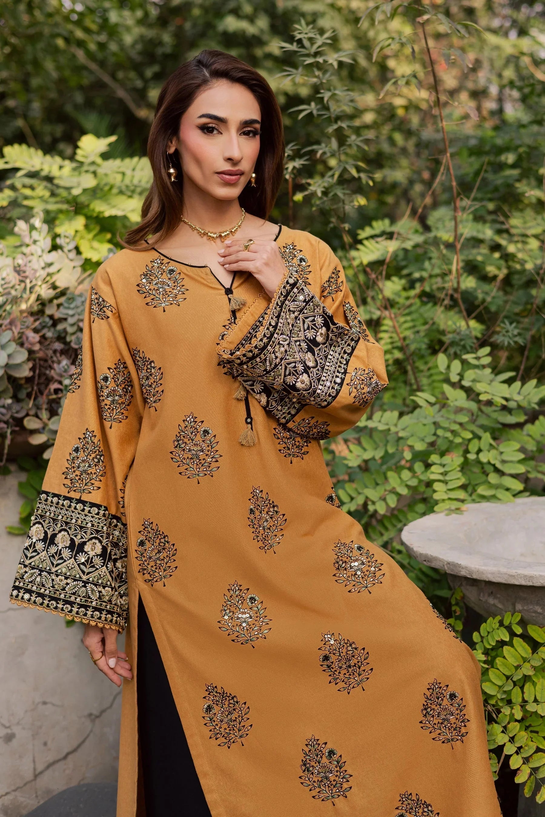 BATIK-2PC LAWN SEQUIN EMBROIDERED SHIRT WITH SEQUIN EMBROIDERED TROUSER-BIC-239 Asasayfakhir