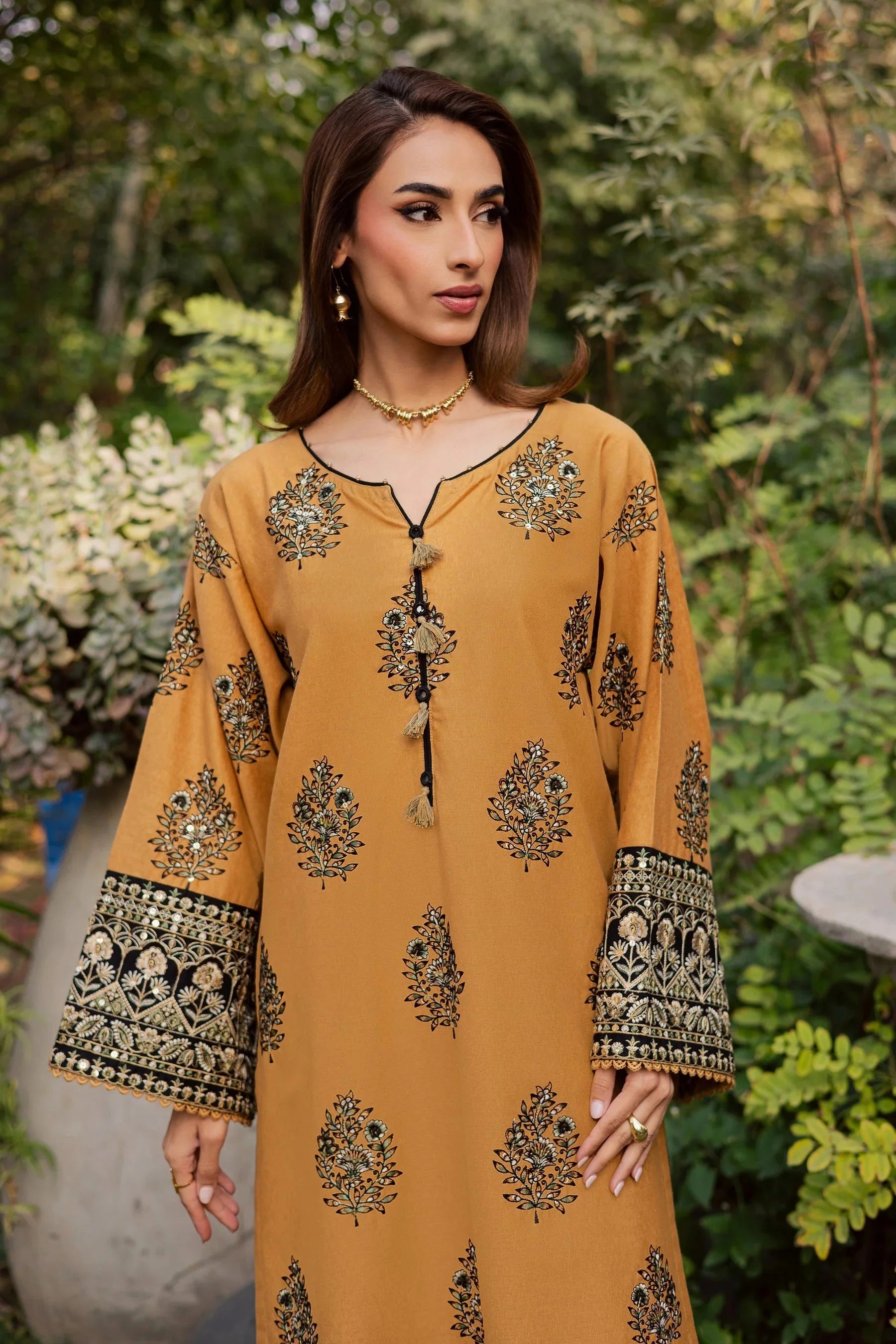 BATIK-2PC LAWN SEQUIN EMBROIDERED SHIRT WITH SEQUIN EMBROIDERED TROUSER-BIC-239 Asasayfakhir