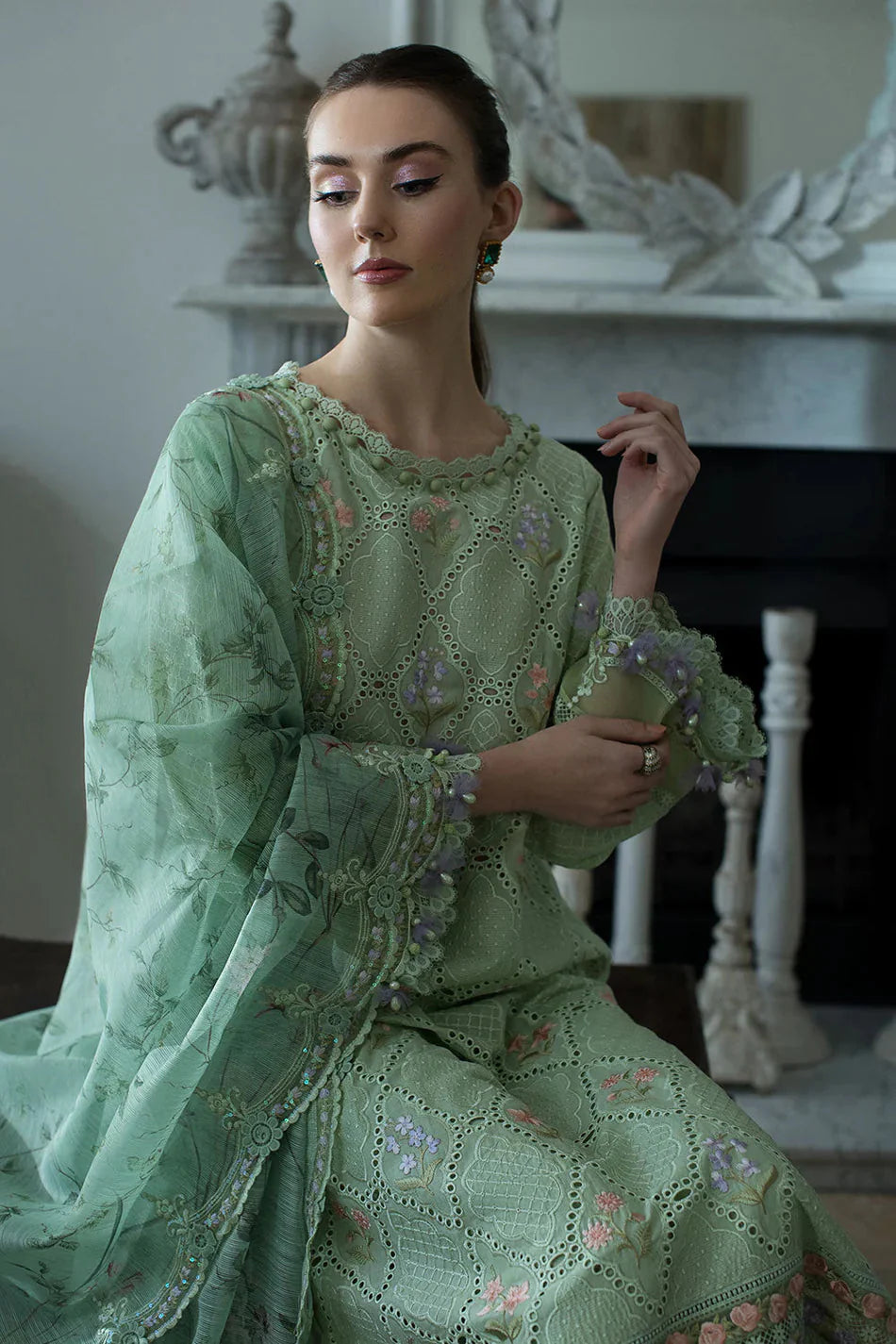 SOBIA NAZIR-3PC LAWN EMBROIDERED SHIRT WITH CHIFFON PRINTED EMB DUPATTA AND TROUSER-BIC-4616 Asasay Fakhir