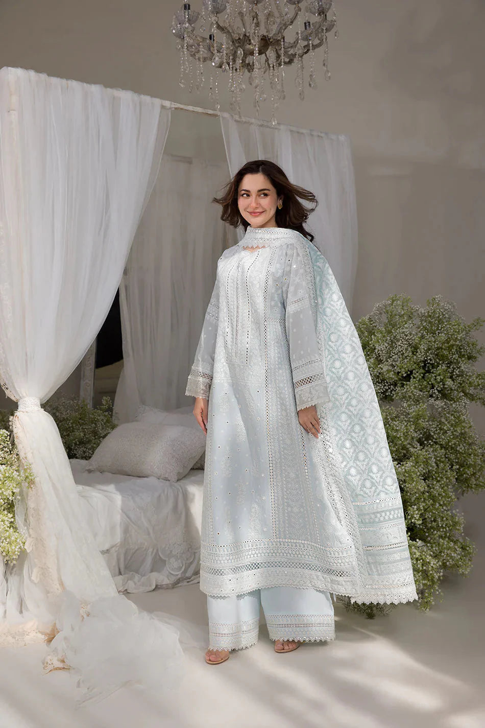 SOBIA NAZIR-3PC LAWN LASERCUTWORK EMBROIDERED SHIRT WITH CHIFFON PRINT EMBROIDERED DUPATTA AND TROUSER-BIC-4774 Asasay Fakhir