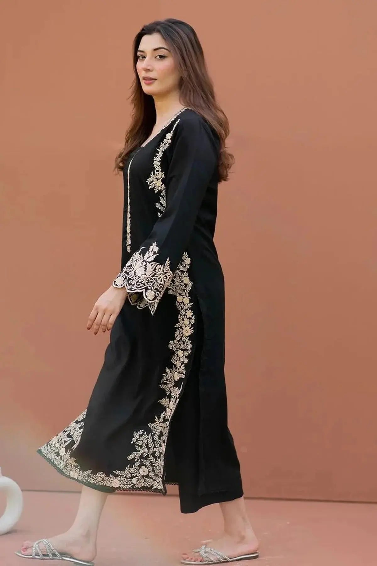 LAJWANTI-2PC LAWN EMBROIDERED SHIRT WITH LAWN EMBROIDERED SLEEVES-BIC-214 Asasayfakhir