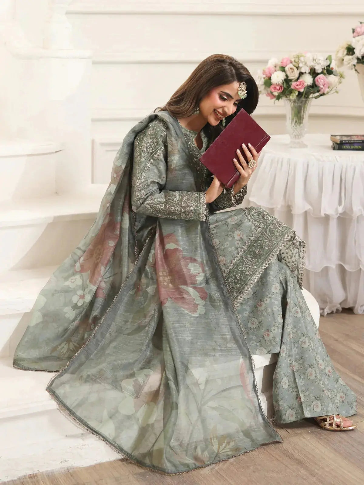 MOHAGNI-3PC LAWN PRINTED EMBROIDERED SHIRT WITH SILK PRINTED DUPATTA AND PRINTED TROUSER-BIC-008 Asasayfakhir
