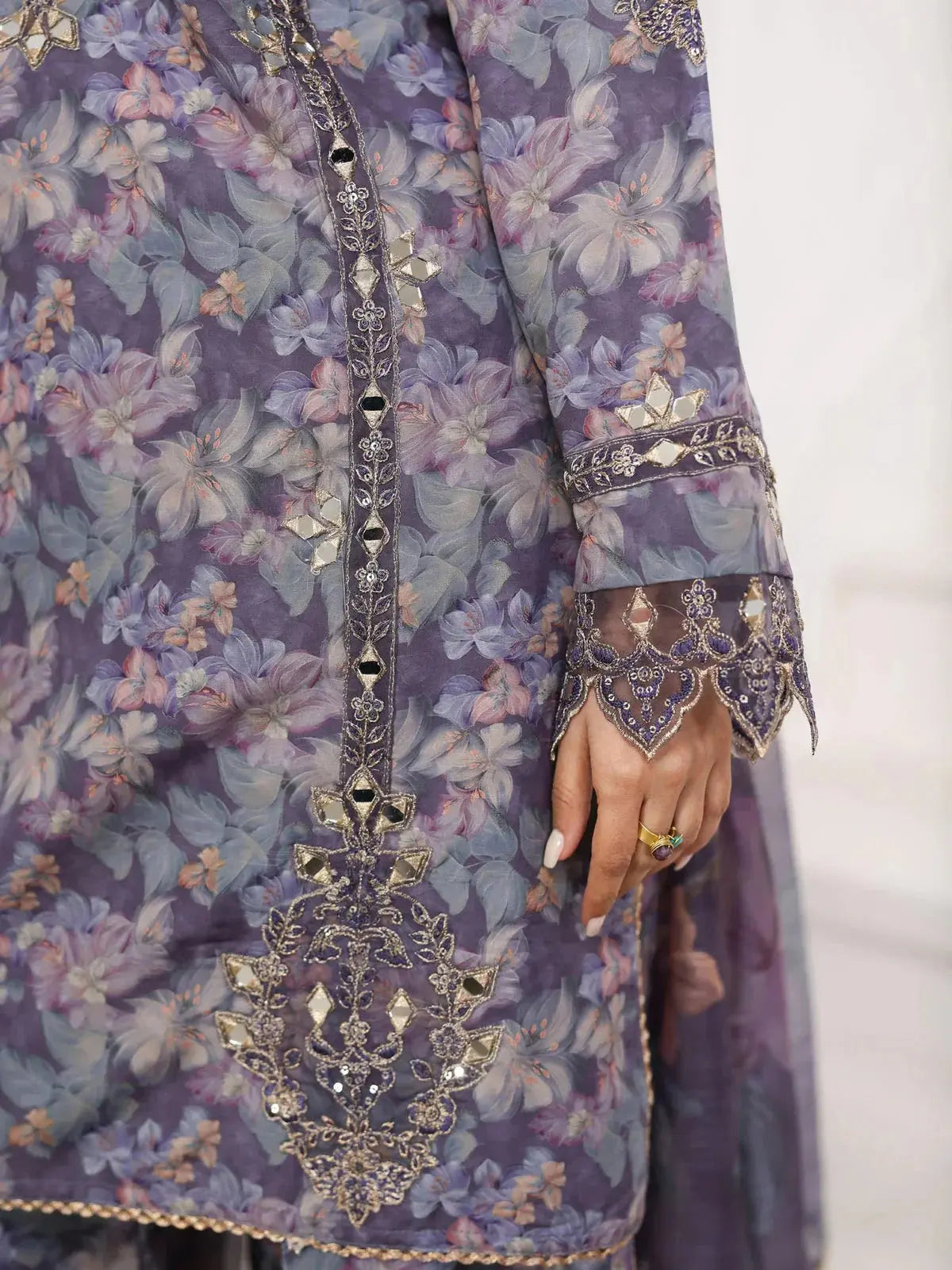 MOHAGNI-3PC LAWN PRINTED EMBROIDERED SHIRT WITH SILK PRINTED DUPATTA AND PRINTED EMB TROUSER-006 Asasay Fakhir