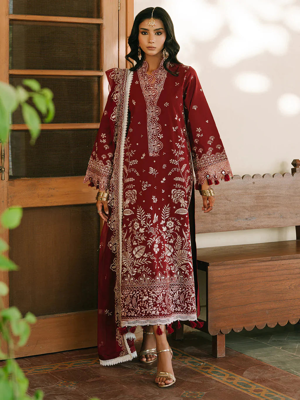 MAHNUR-3PIECE LAWN EMBROIDERED SHIRT WITH KHADDI NET EMB DUPATTA AND TROUSER-BIC-4700 Asasay Fakhir