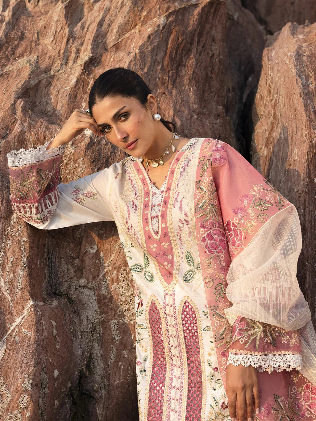 MAHNUR-3PC LAWN CHIKAN HEAVY EMBROIDERED SHIRT WITH KHADDI NET EMBROIDERED DUPATTA AND TROUSER-BIC-4734 Asasay Fakhir