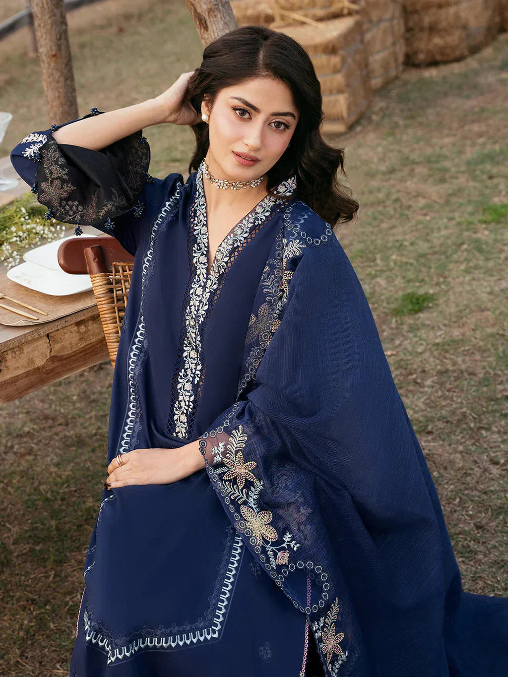 IZEL-3PC LAWN EMBROIDERED SHIRT WITH KHADDI NET EMBROIDERED DUPATTA AND TROUSER-BIC-4817 Asasay Fakhir