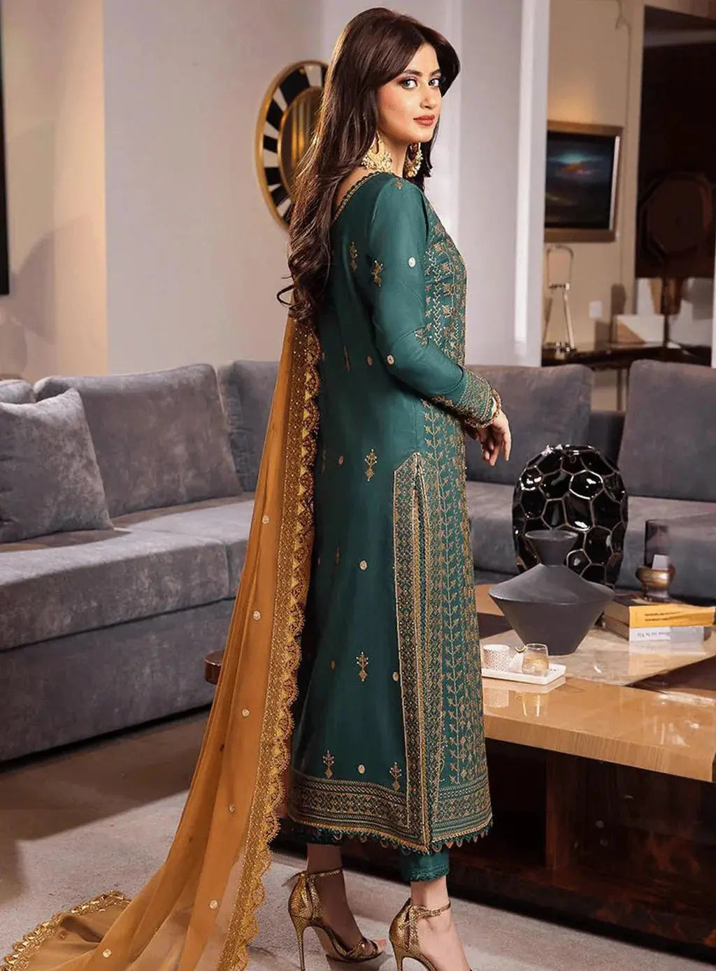 ASIM JOFA-3PC LAWN HEAVY EMBROIDERED SHIRT WITH CHIFFON EMBROIDERED DUPATTA AND TROUSER-BIC-4547 Asasay Fakhir