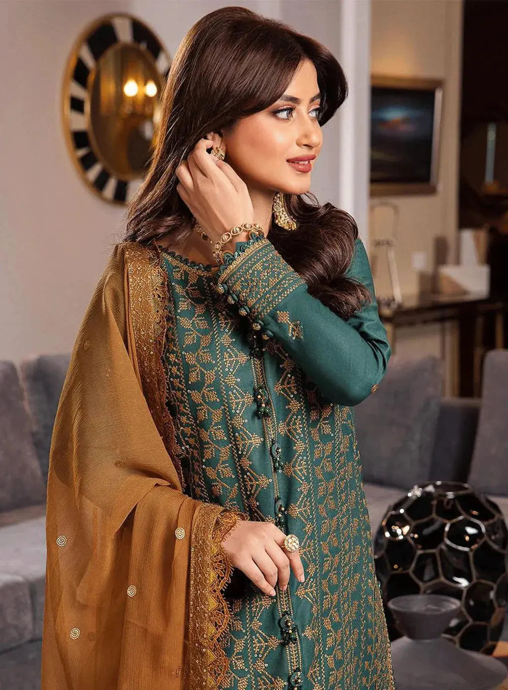 ASIM JOFA-3PC LAWN HEAVY EMBROIDERED SHIRT WITH CHIFFON EMBROIDERED DUPATTA AND TROUSER-BIC-4547 Asasay Fakhir