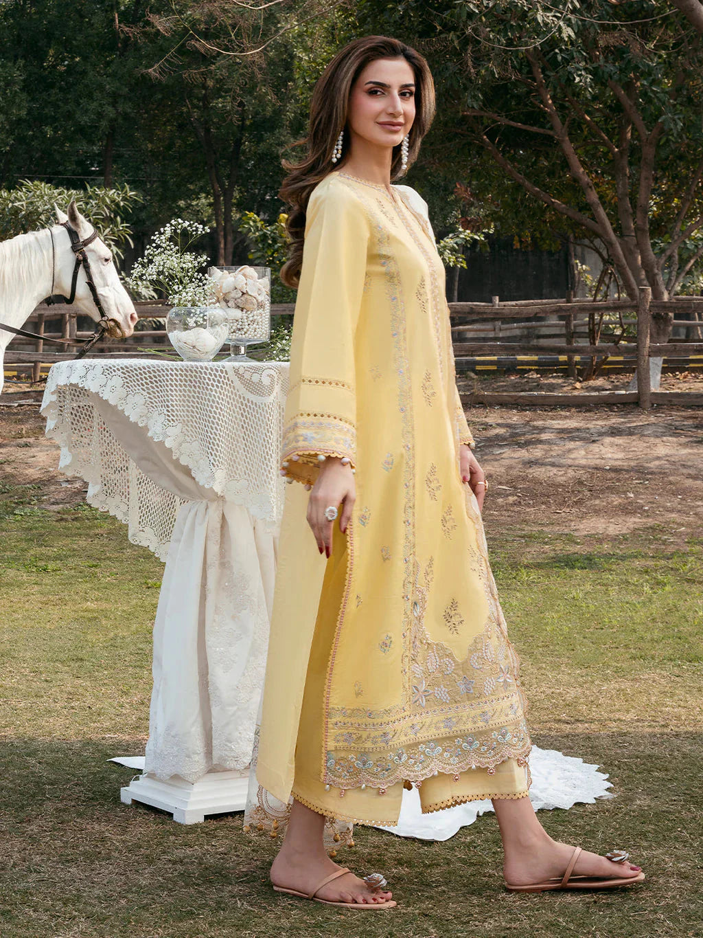 IZEL-3PC LAWN EMBROIDERED SHIRT WITH KHAADI NET EMBROIDERED DUPATTA AND TROUSER-BIC-4832 Asasay Fakhir