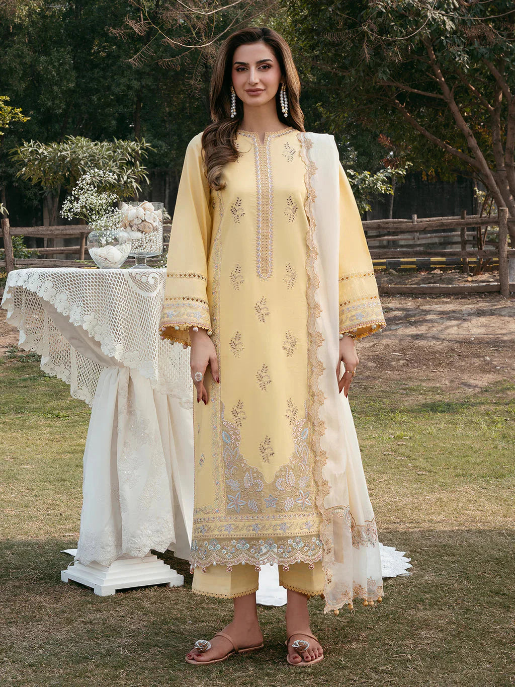 IZEL-3PC LAWN EMBROIDERED SHIRT WITH KHAADI NET EMBROIDERED DUPATTA AND TROUSER-BIC-4832 Asasay Fakhir