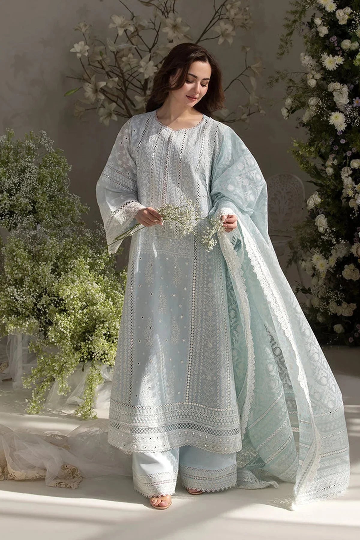 SOBIA NAZIR-3PC LAWN LASERCUTWORK EMBROIDERED SHIRT WITH CHIFFON PRINT EMBROIDERED DUPATTA AND TROUSER-BIC-4774 Asasay Fakhir