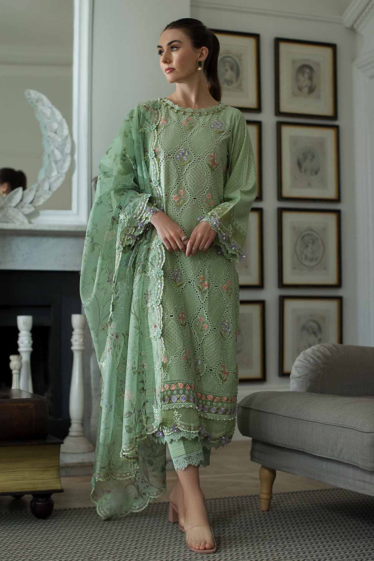 SOBIA NAZIR-3PC LAWN EMBROIDERED SHIRT WITH CHIFFON PRINTED EMB DUPATTA AND TROUSER-BIC-4616 Asasay Fakhir