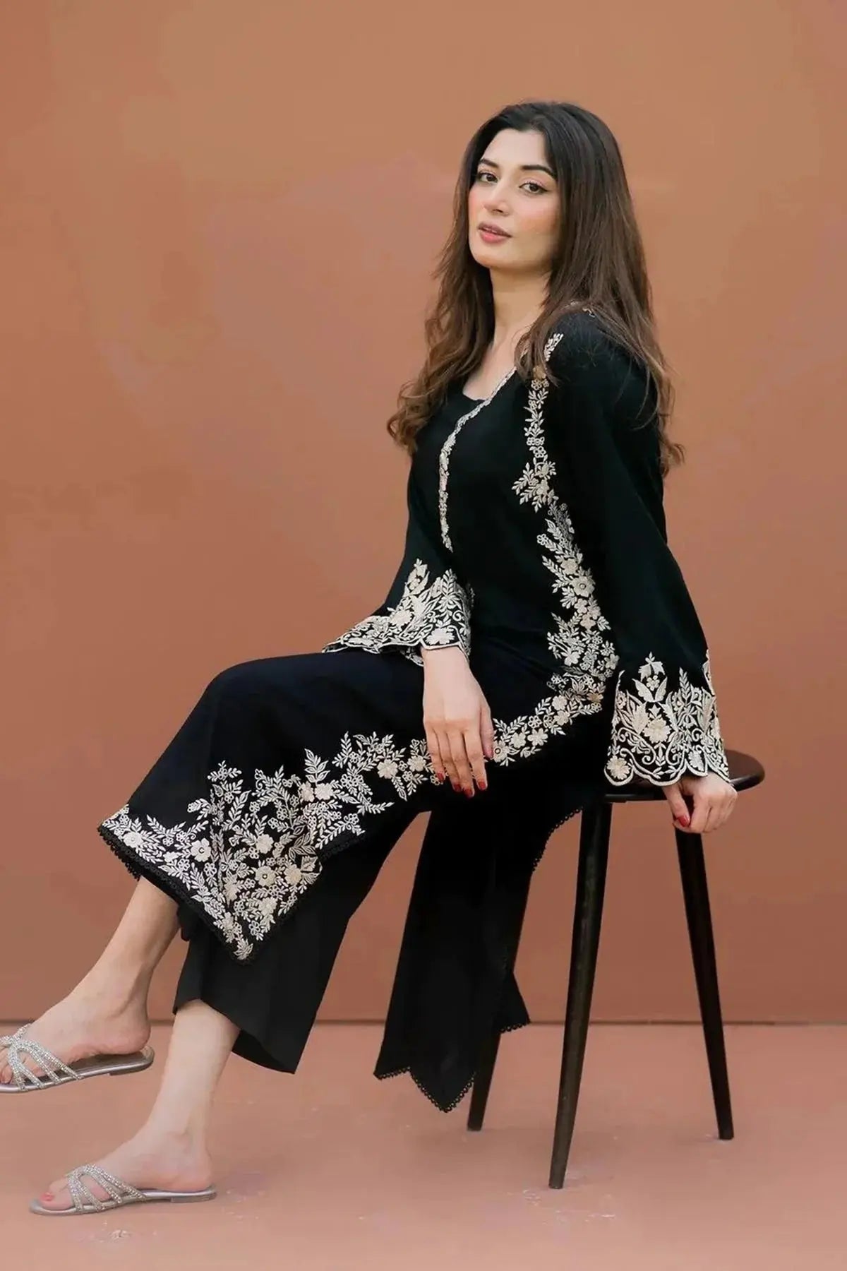 LAJWANTI-2PC LAWN EMBROIDERED SHIRT WITH LAWN EMBROIDERED SLEEVES-BIC-214 Asasayfakhir