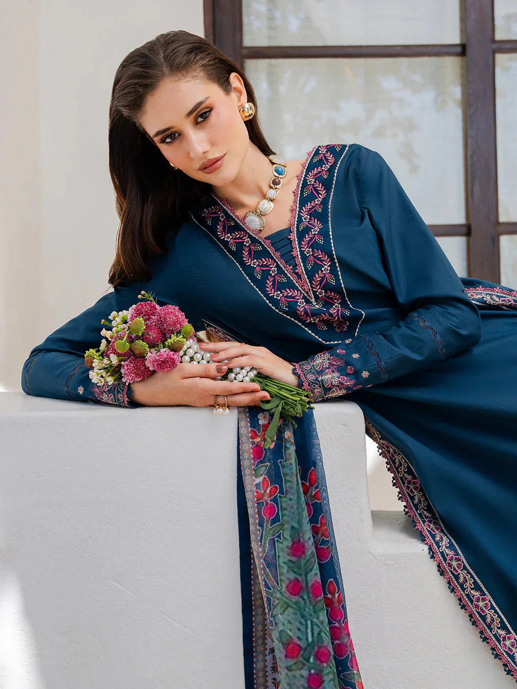 IZEL-3PC LAWN EMBROIDERED SHIRT WITH CHIFFON PRINTED DUPATTA AND TROUSER-BIC-4846 Asasay Fakhir