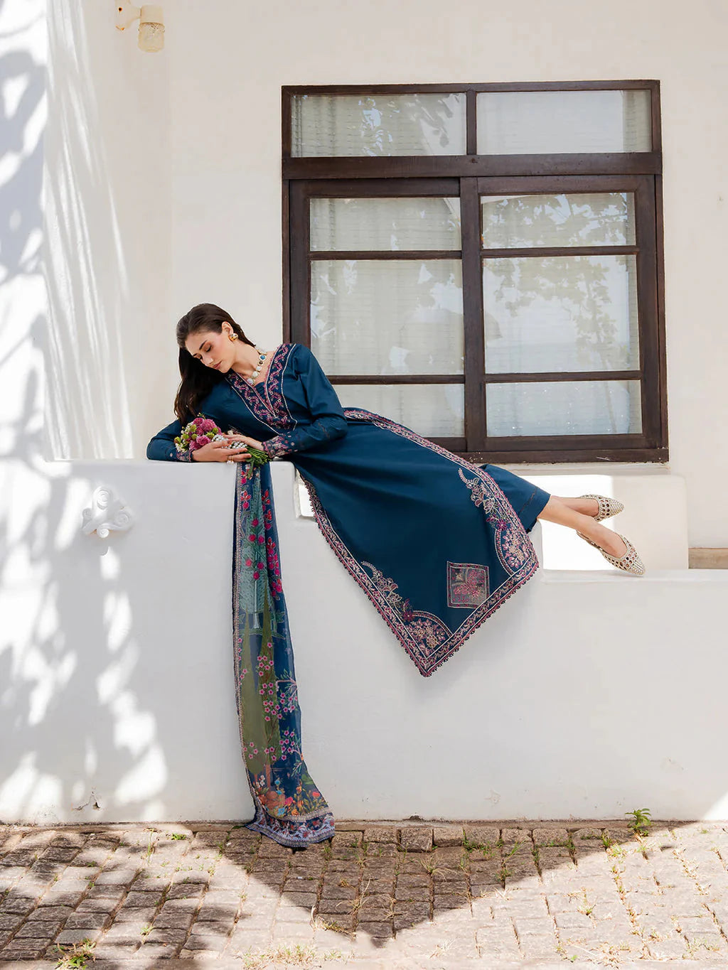 IZEL-3PC LAWN EMBROIDERED SHIRT WITH CHIFFON PRINTED DUPATTA AND TROUSER-BIC-4846 Asasay Fakhir