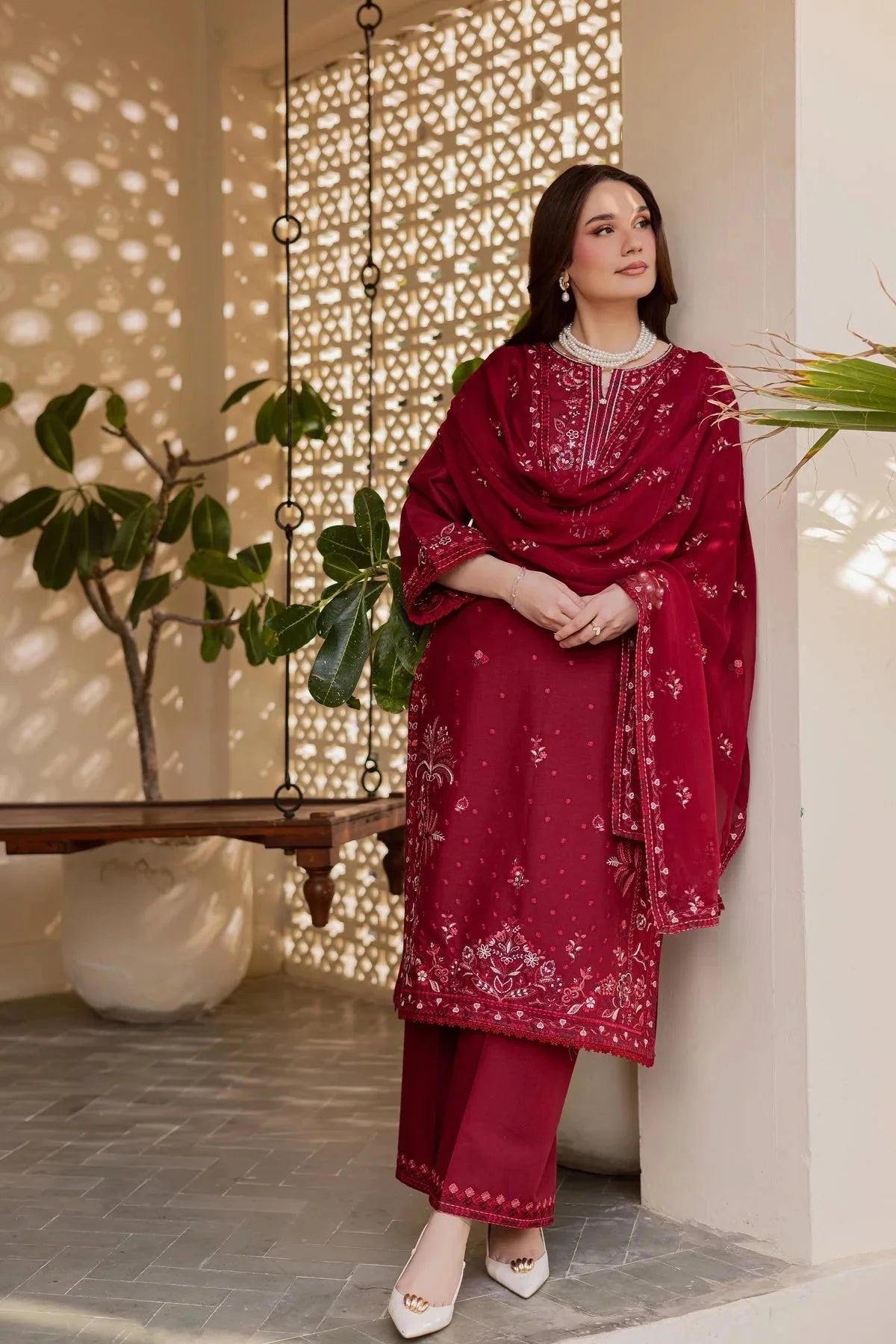 BATIK-3PC LAWN EMBROIDERED SHIRT WITH CHIFFON EMBROIDERED DUPATTA AND TROUSER-BIC-4824 Asasay Fakhir